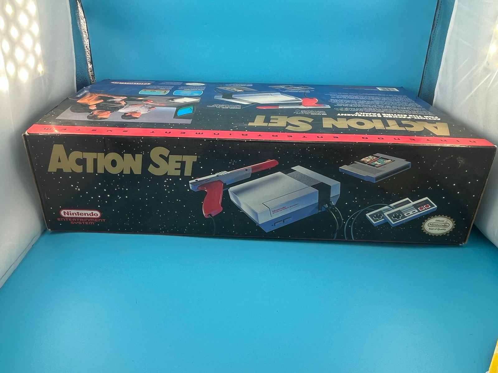 Nintendo NES Action Set (Blue Box), Mario/Duck Hunt, Cords, Controlers, Zapper