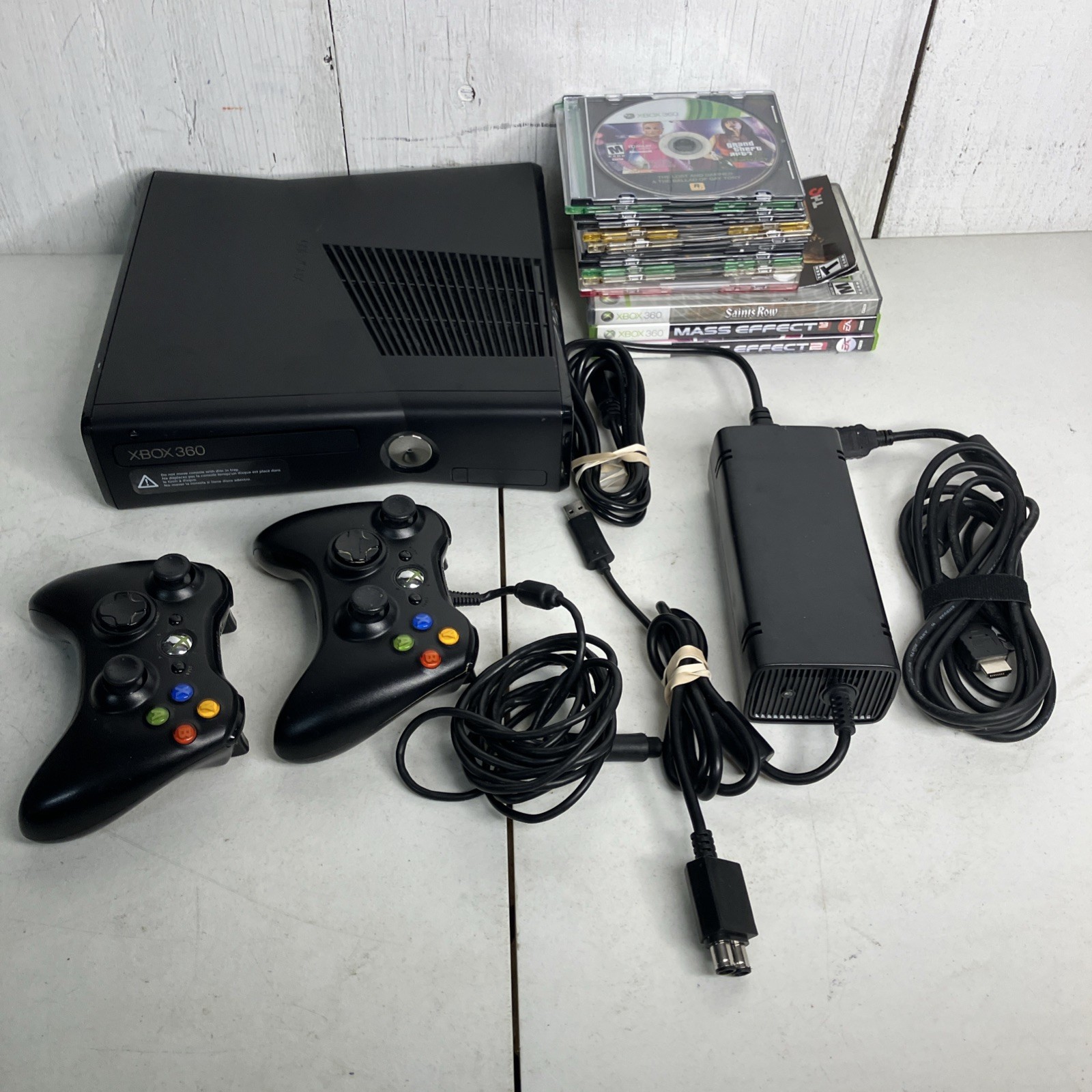 Xbox 360 S Slim Bundle 1439 Console 250GB 15 Games GTA IV Episodes Liberty City