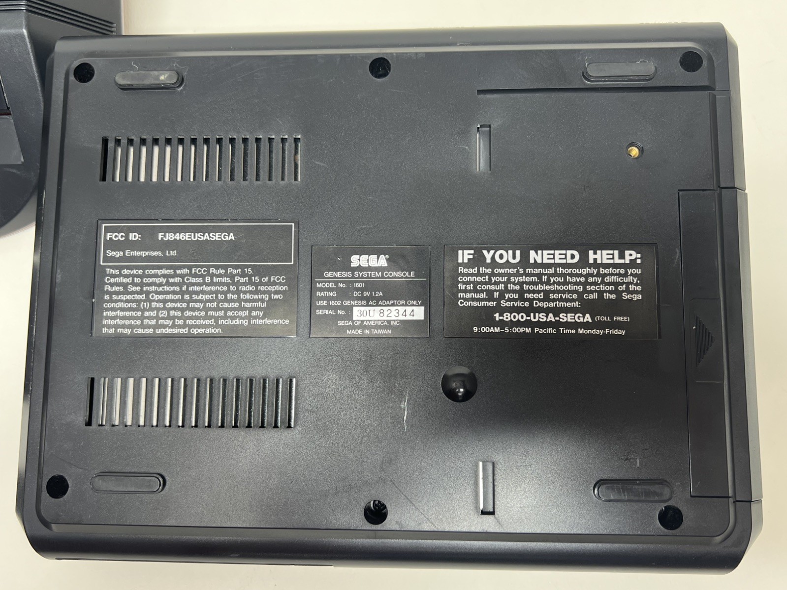 SEGA Genesis 16 Bit Model 1601 & Power Base Converter Model 1620: Tested