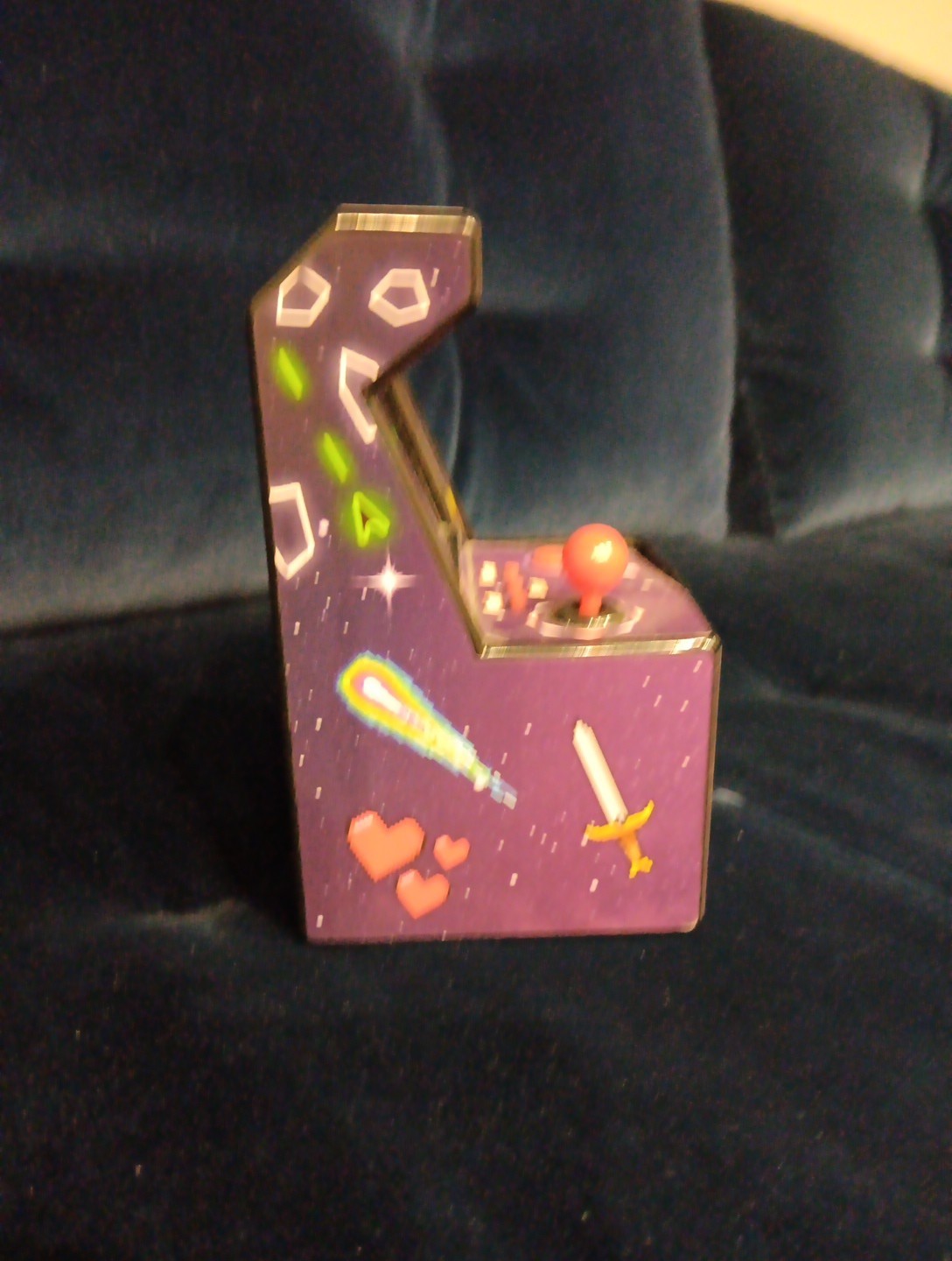 Mini Arcade Machine, 240 Built-In 8-Bit Games, 2.5” Full Colour Screen, 8-Way Jo