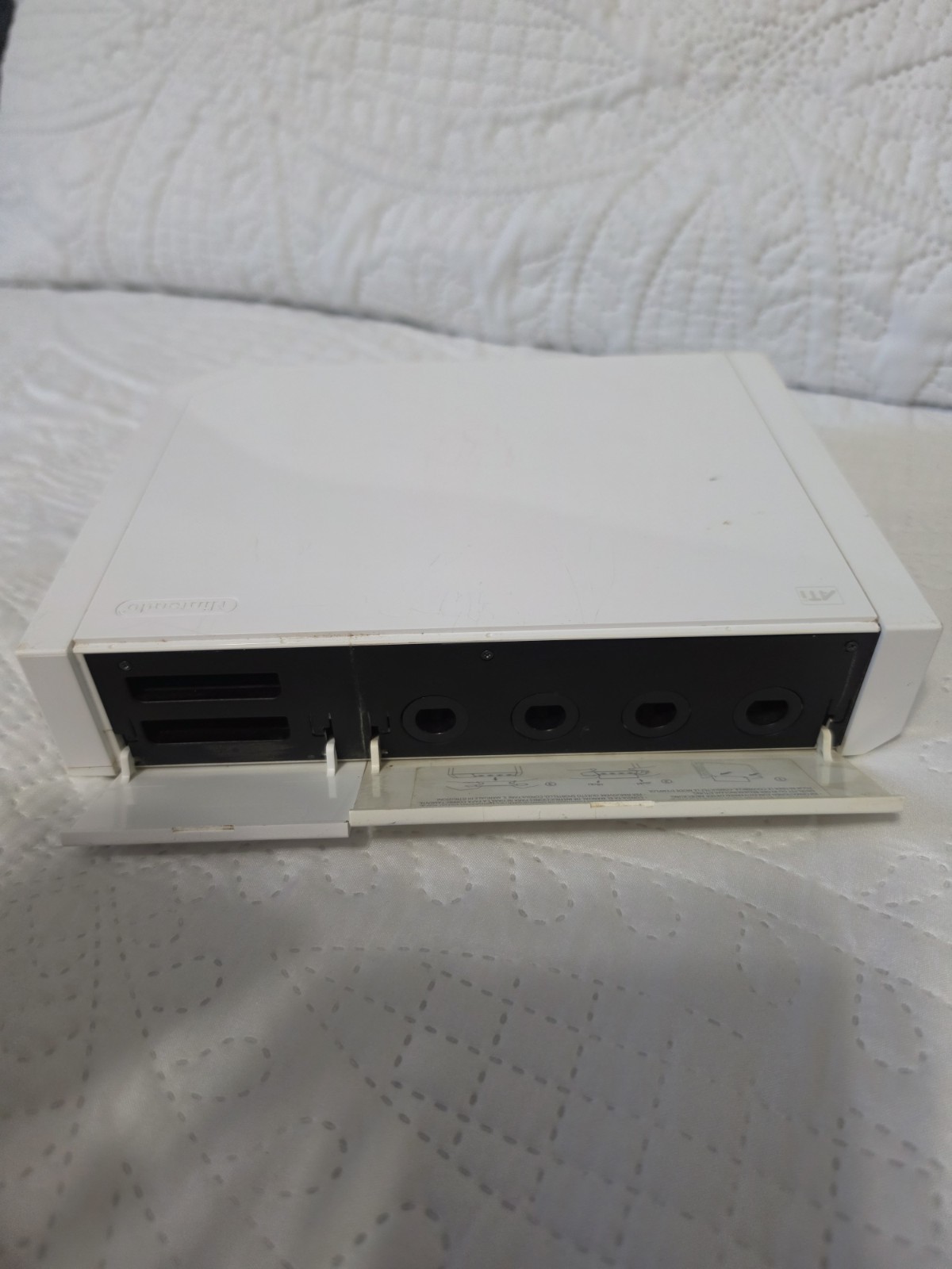 Nintendo Wii Console RVL-001 Tested w/ 2 Controllers 1 Nunchucks & Cables