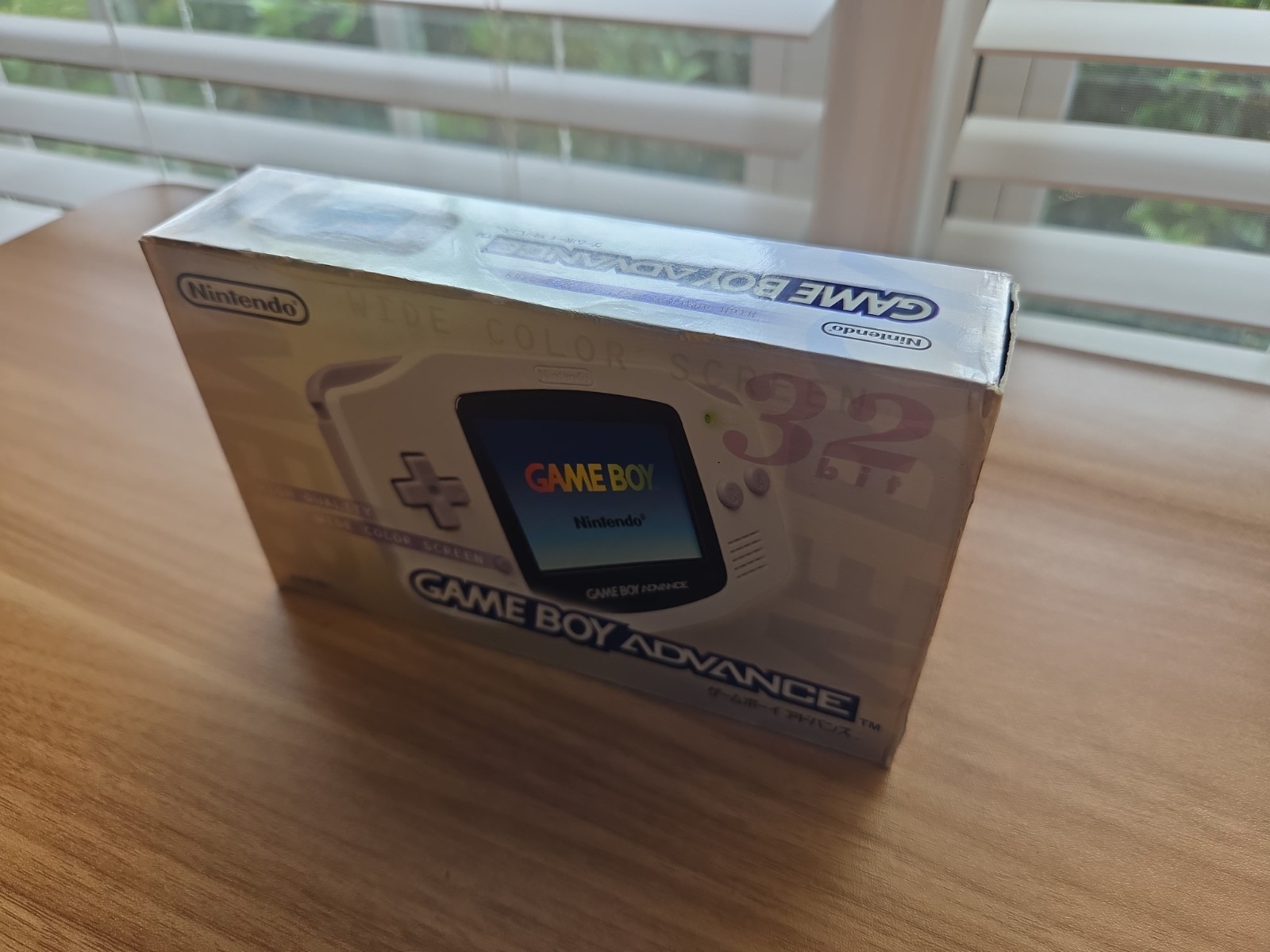B6546 Nintendo Gameboy Advance console White Japan GBA w/box manual