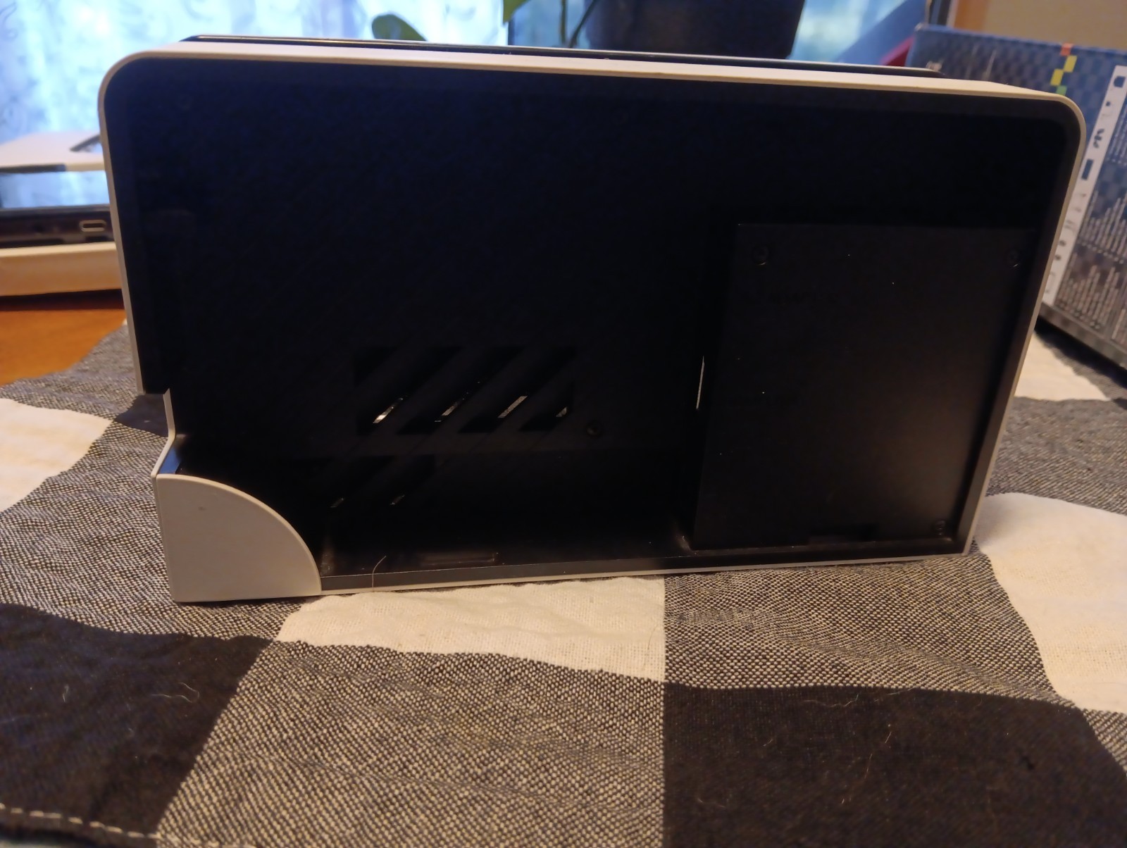 Nintendo Switch OLED Decent Condition Nearly Everything Included+2 Games