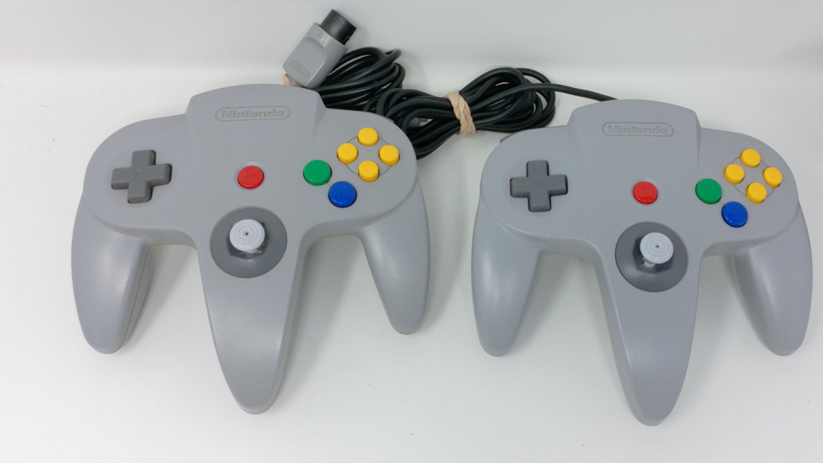 Nintendo 64Jungle Green Console Bundle – Expansion Pak, OEM Cords, DK 64 & More
