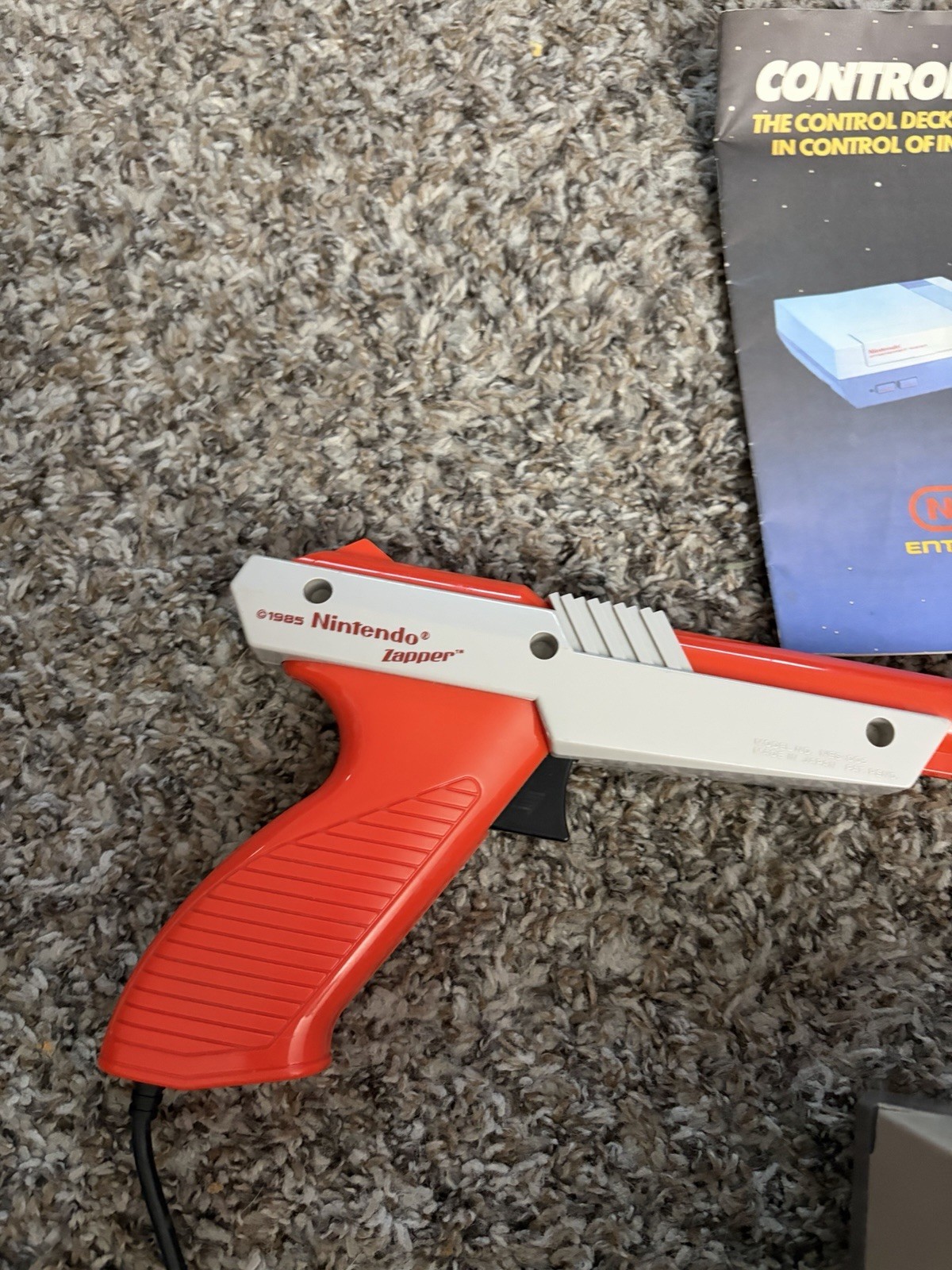Nintendo NES Console Bundle Super Mario Bros 1 2 3 Zapper 2 Controllers Tested
