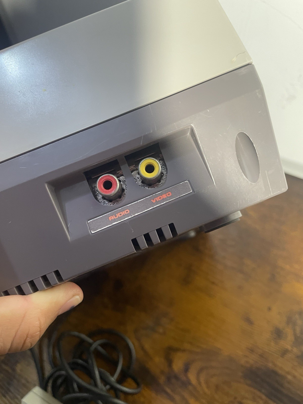Nintendo NES-001 Console with Controller, Cables, Super Mario Bros Game