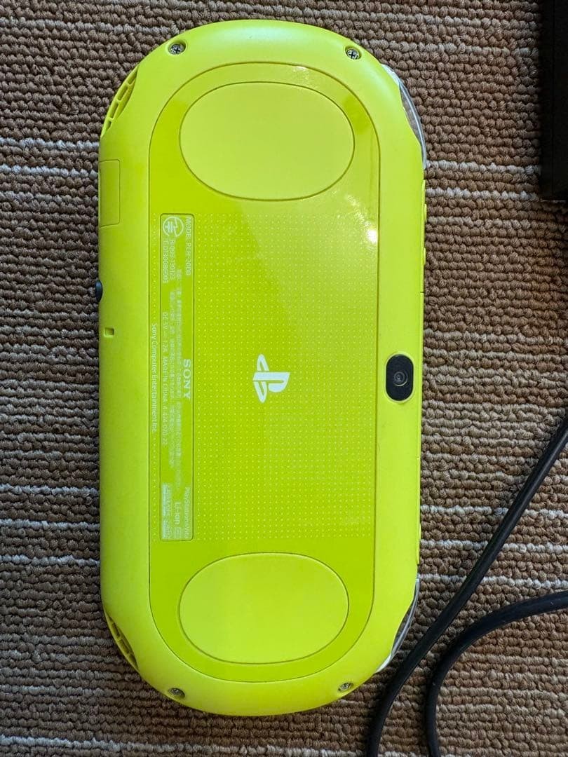 Excellent PS Vita PCH-2000 Lime Green White Tested