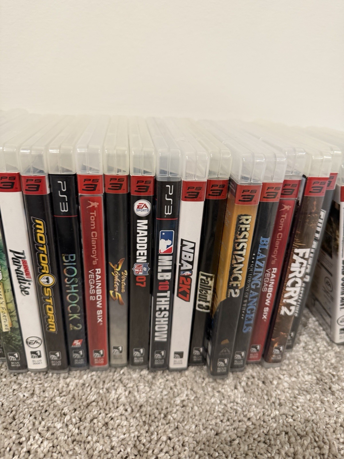Sony PlayStation 3 Slim PS3 160GB Console Bundle W/ 24 Games & Controller & Box