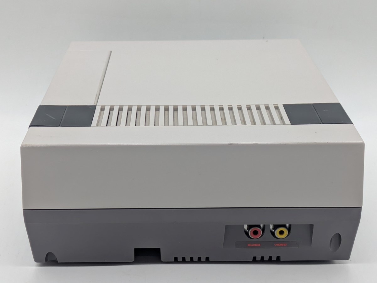 NINTENDO Entertainment System NES NES-001 1985 Original Vintage Cons (EC2030322)