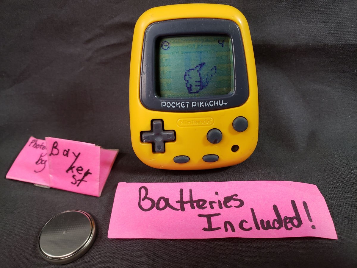 Pocket Pikachu 1 Yellow Black White LCD Virtual Pet Pedometer Game MPG-001 Japan