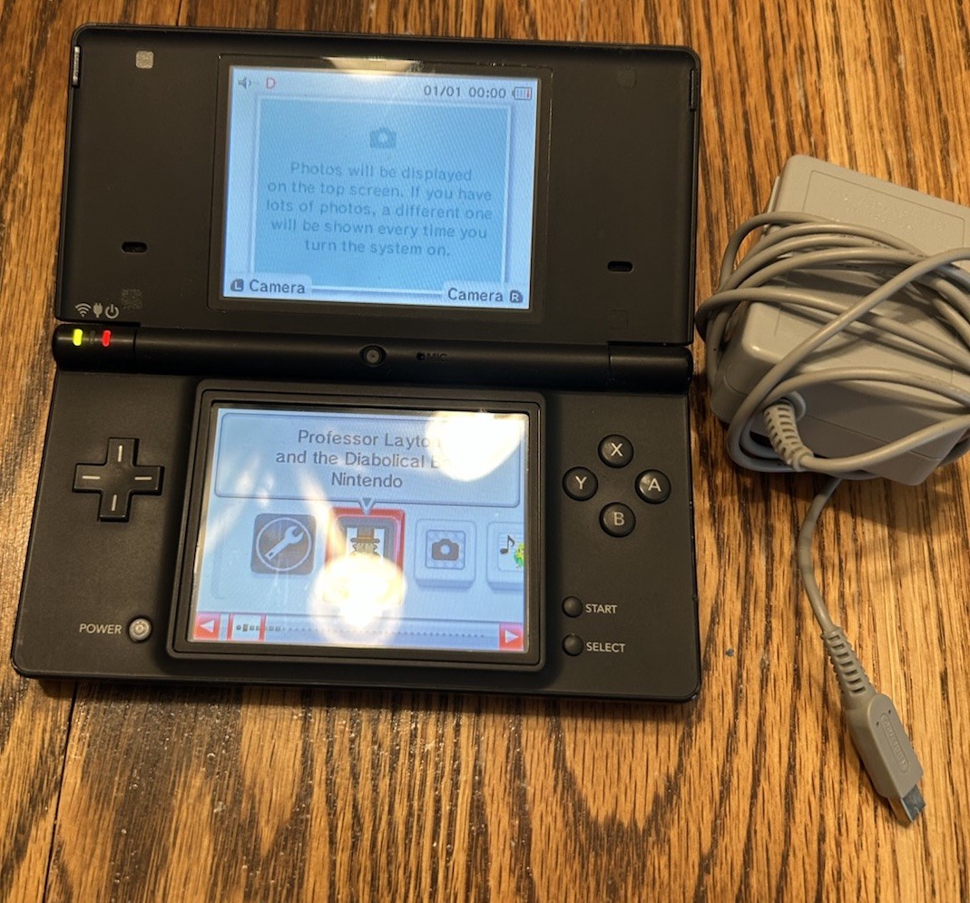 Nintendo DSi Black w/Charger Professor Layton Diabolical Box Working