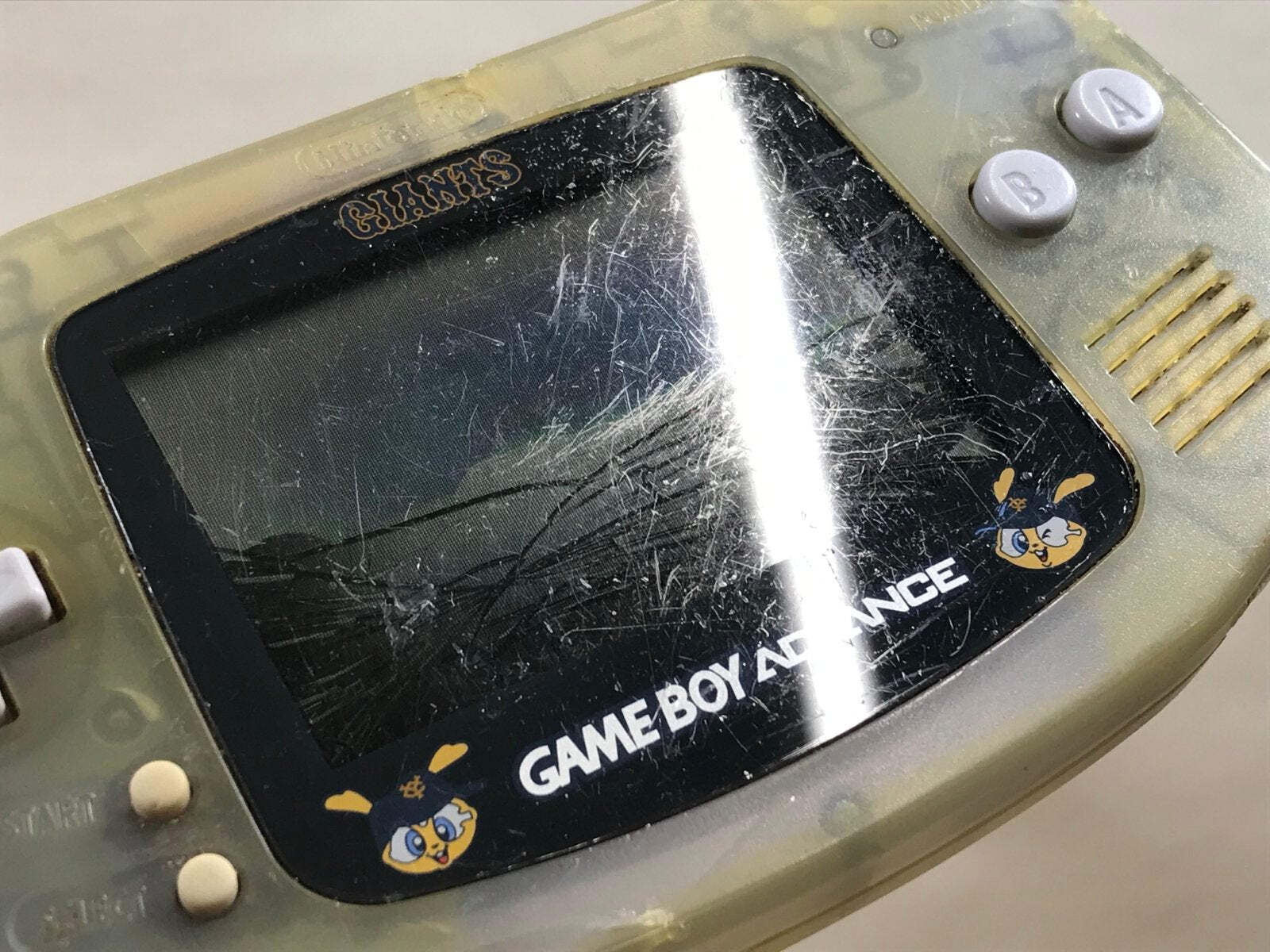 GameBoy Advance Giants Limited Console Nintendo Japan – With Defects LG8745