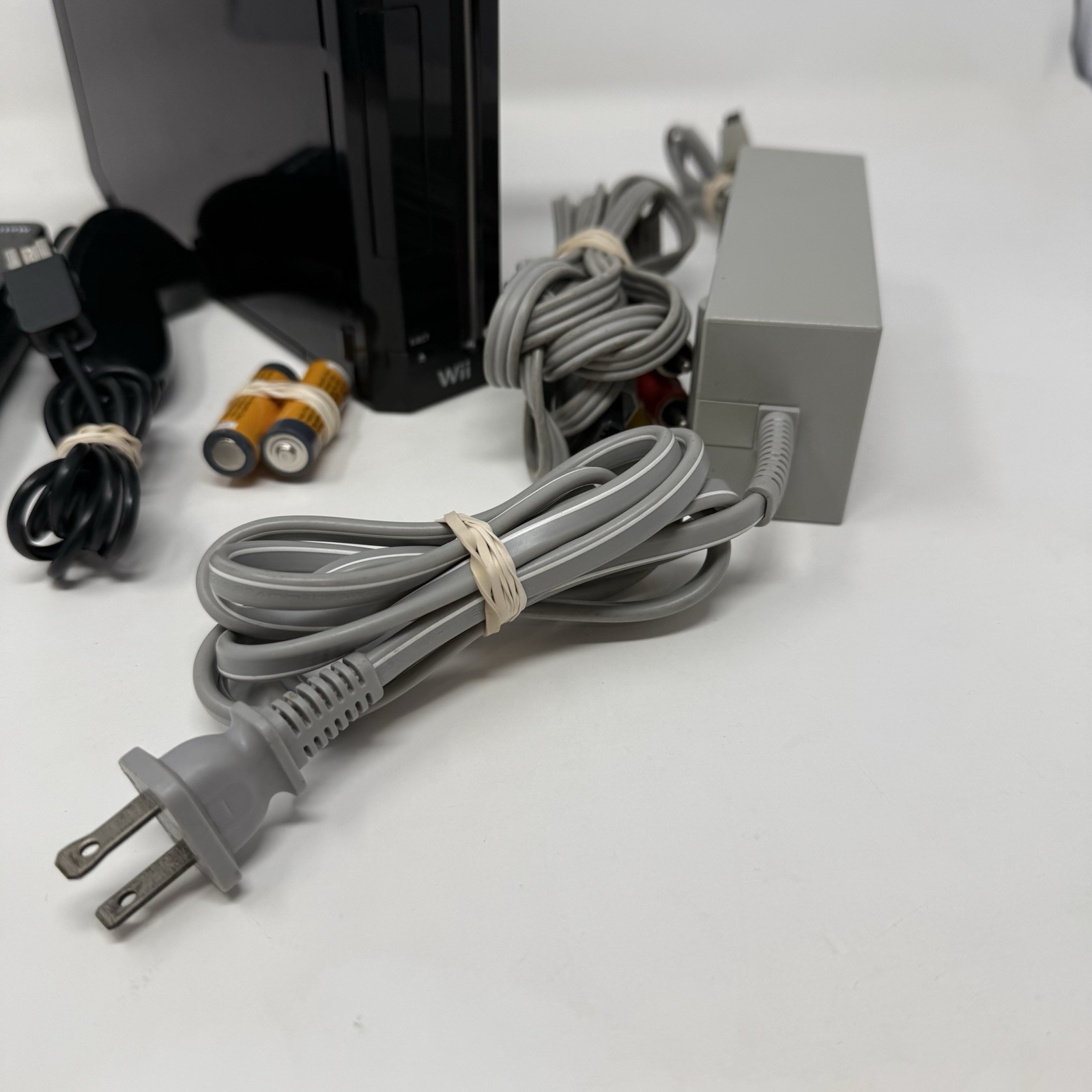 Nintendo Wii Video Game Console RVL-101 Black Cables, Remotes Tested And Working