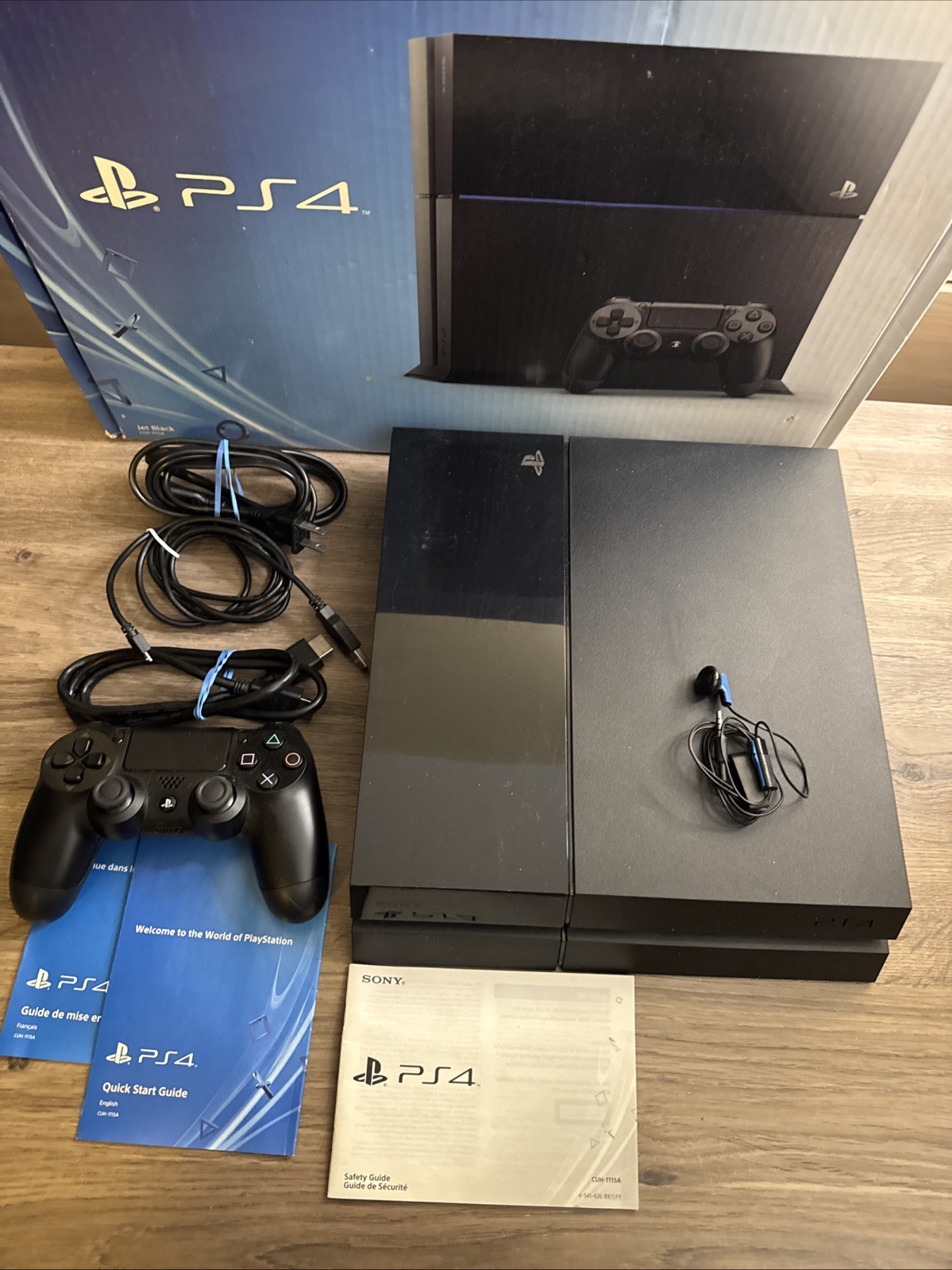 SONY Playstation 4 PS4 Jet Black Console 500GB CUH-1115A Firmware 1.75 In Box