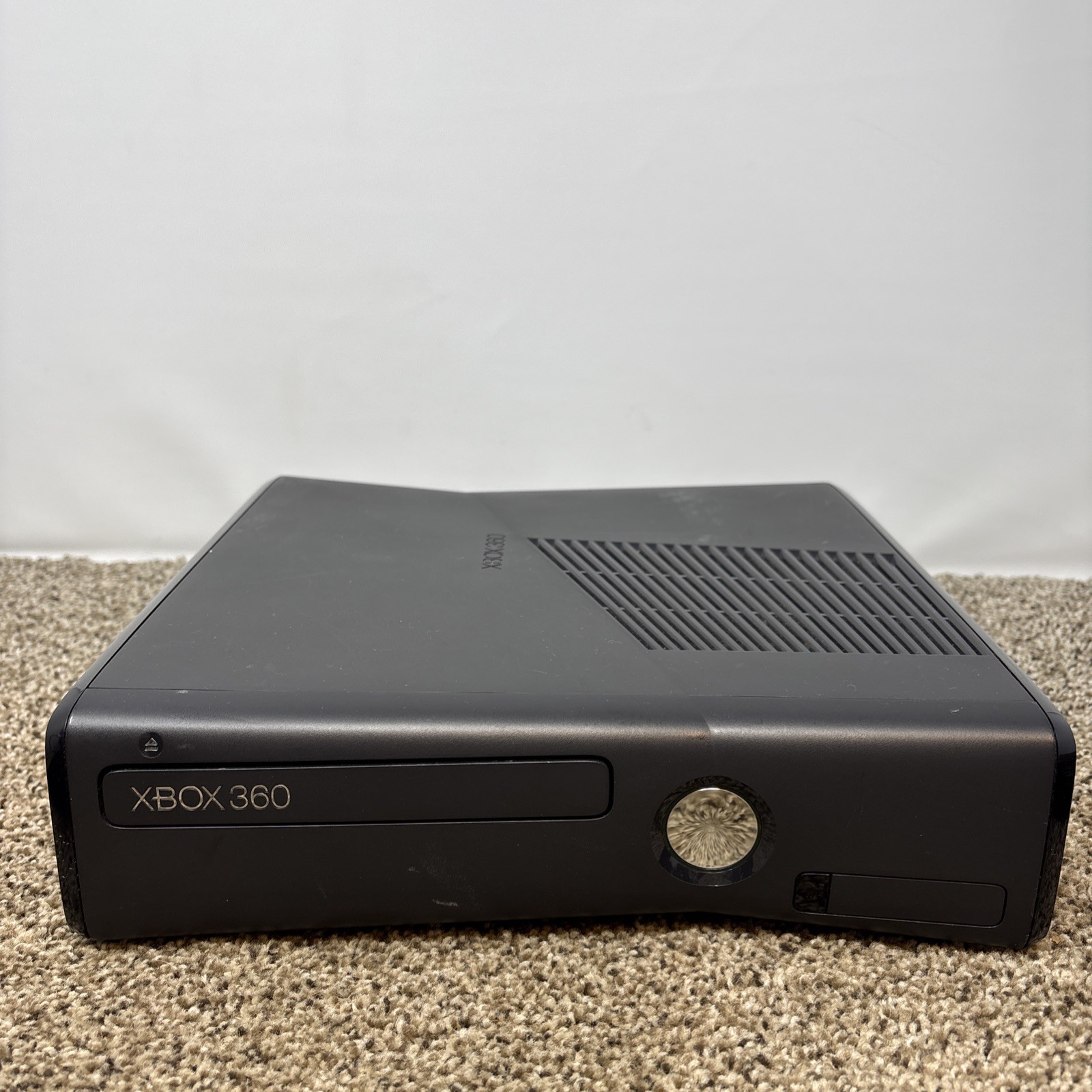 Microsoft Xbox 360 S Black 4GB Console Bundle Lot With Oem Controller Tested