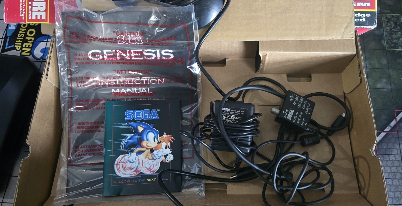 Sega Genesis Core System Complete, Protector, Extra Controller