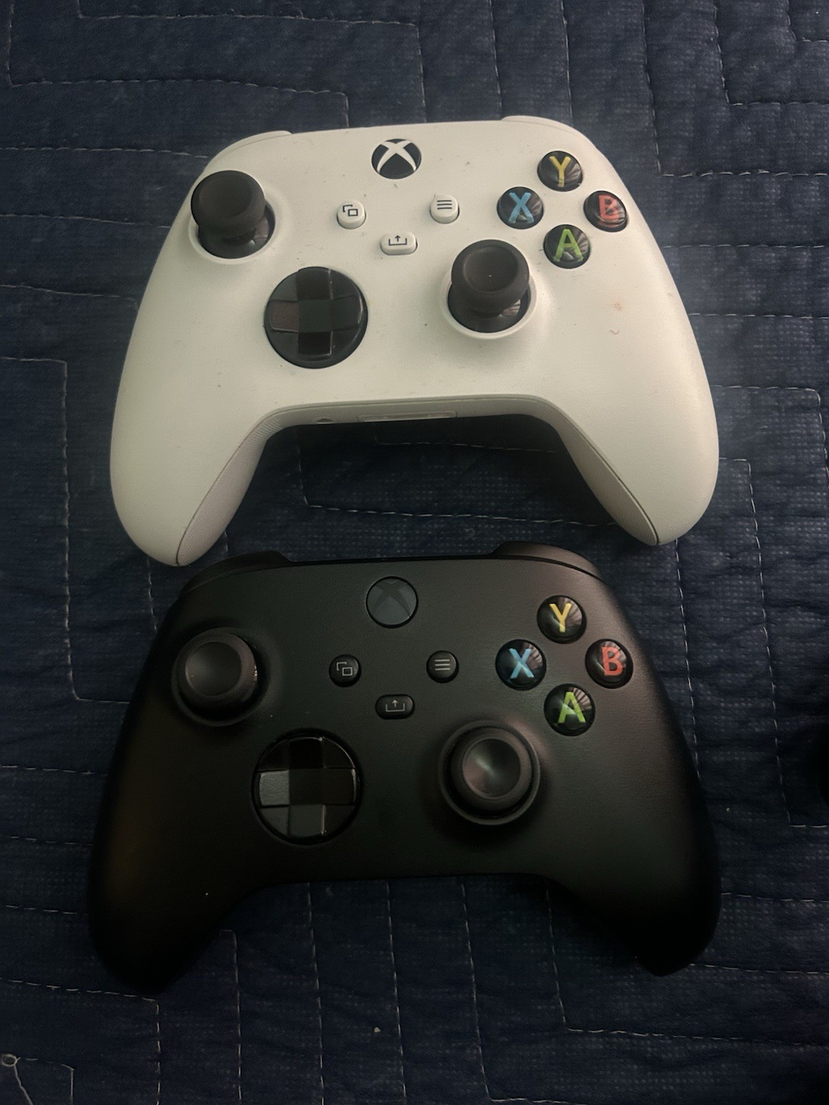 Microsoft Xbox Series S 512GB White Console 1440p QHD Wi-Fi HDMI USB-A