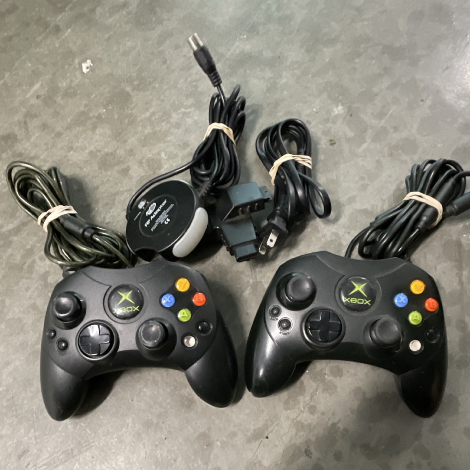 Mystery Xbox Original Black/Green Console Bundle w/ 2 Controllers, Cables, RF