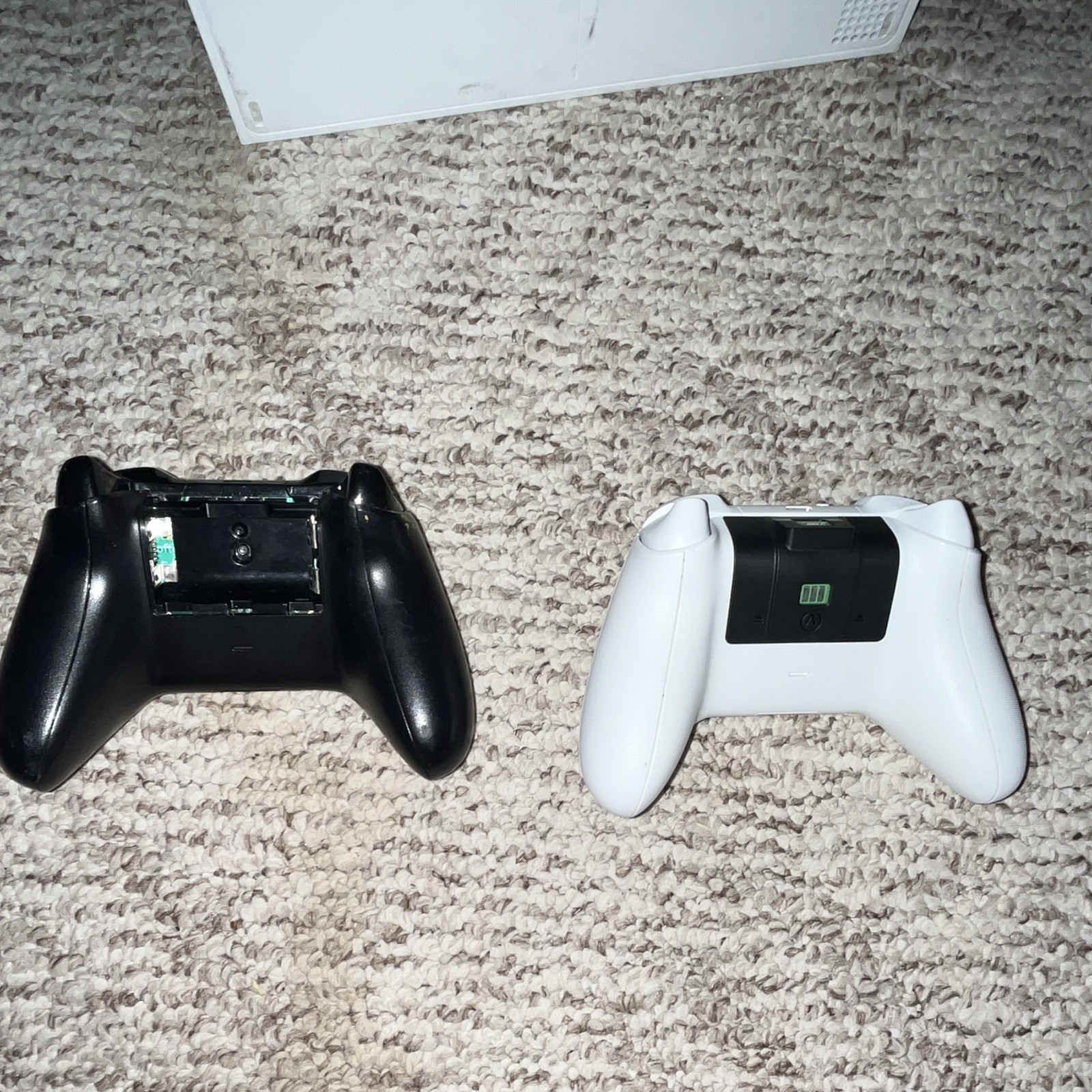 Xbox Series S 512GB Console w/ 2 Controllers and 1 Rechargeable Battery