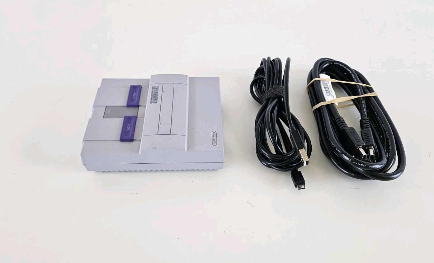 Nintendo Super NES Classic Edition Control Deck CLV-201 & Cords Tested