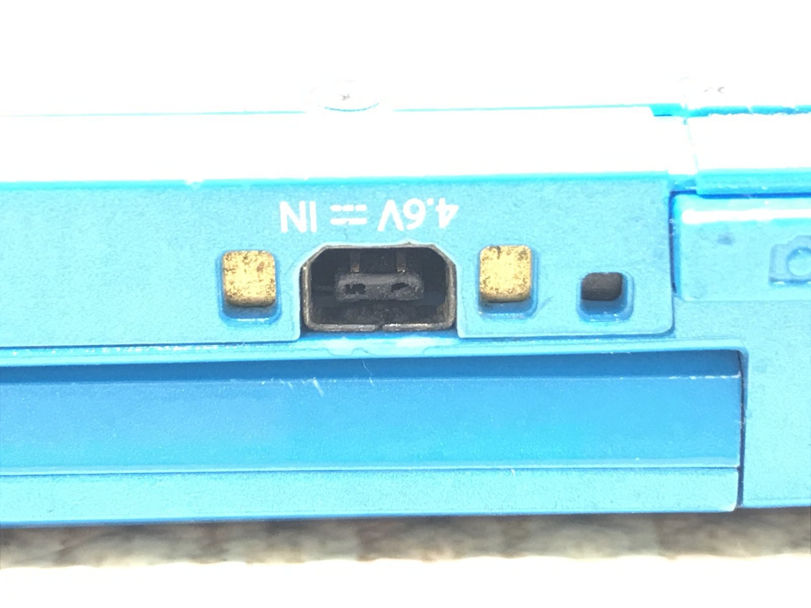 Nintendo 3DS Light Blue Console Nintendo Japan – With Defects LG9226