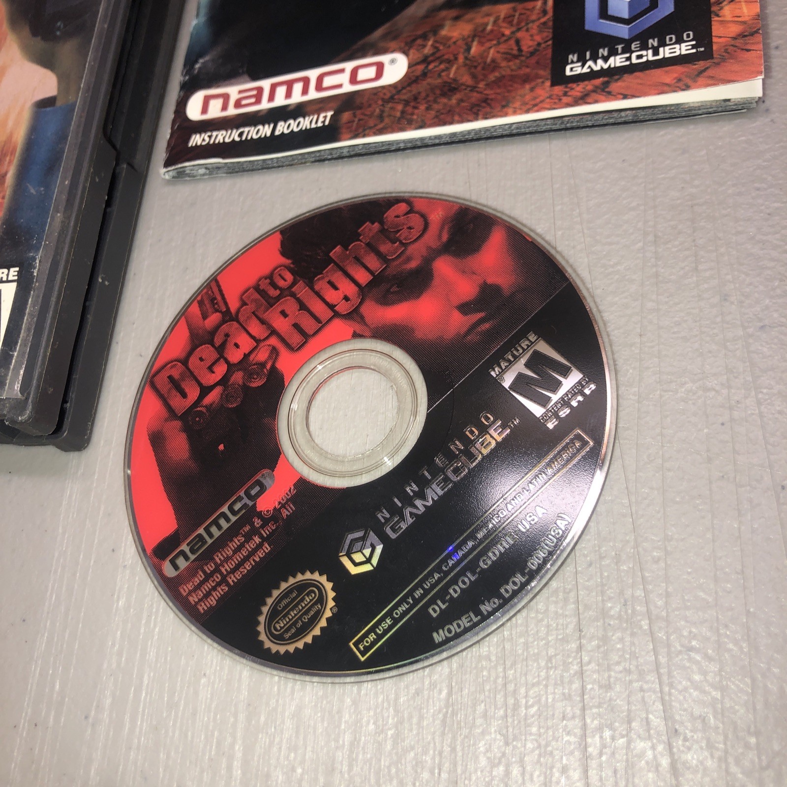 Dead to Rights (Nintendo GameCube, 2002) COMPLETE w/ Manual