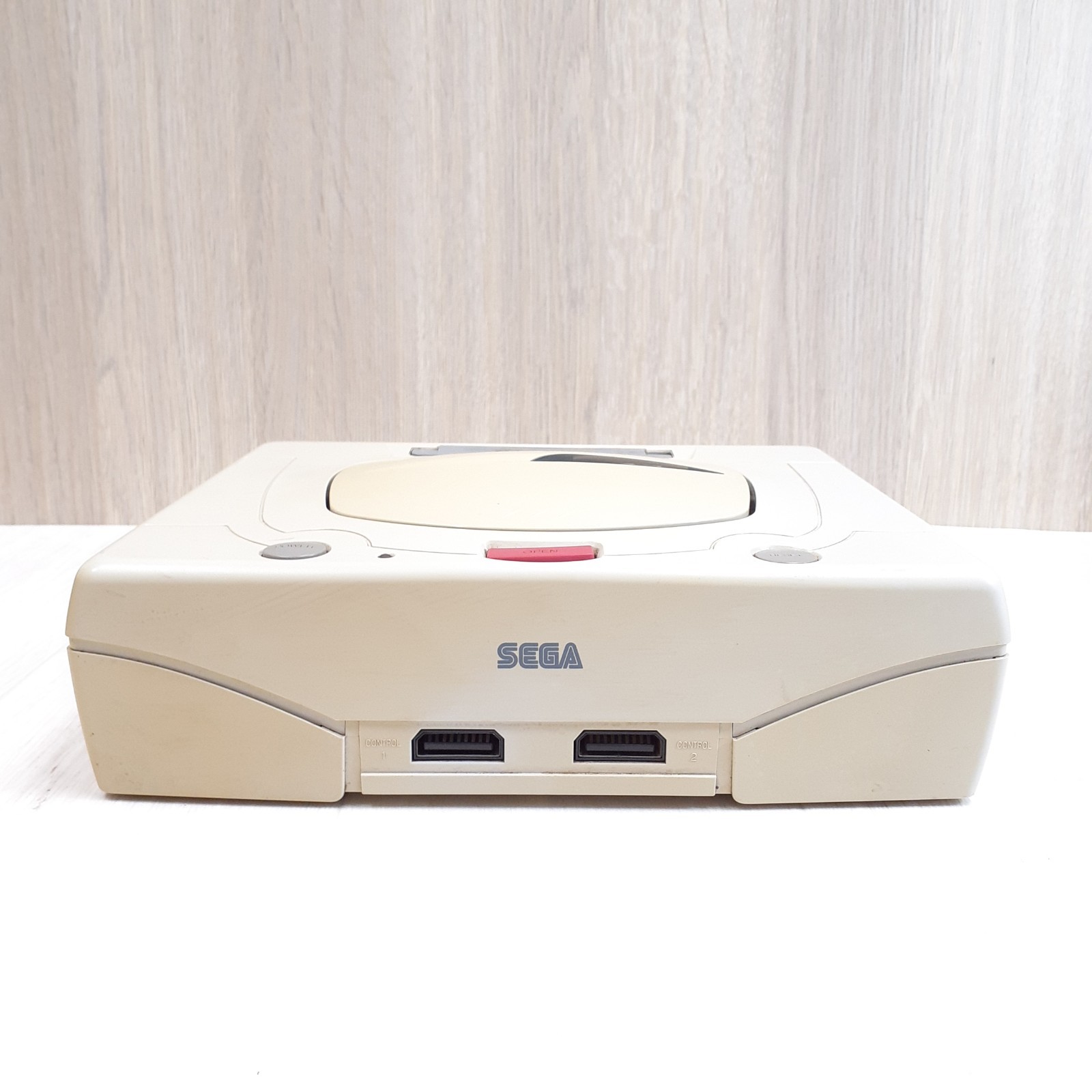 Sega Saturn Console Japanese White JUNK broken for parts * Does not read discs *