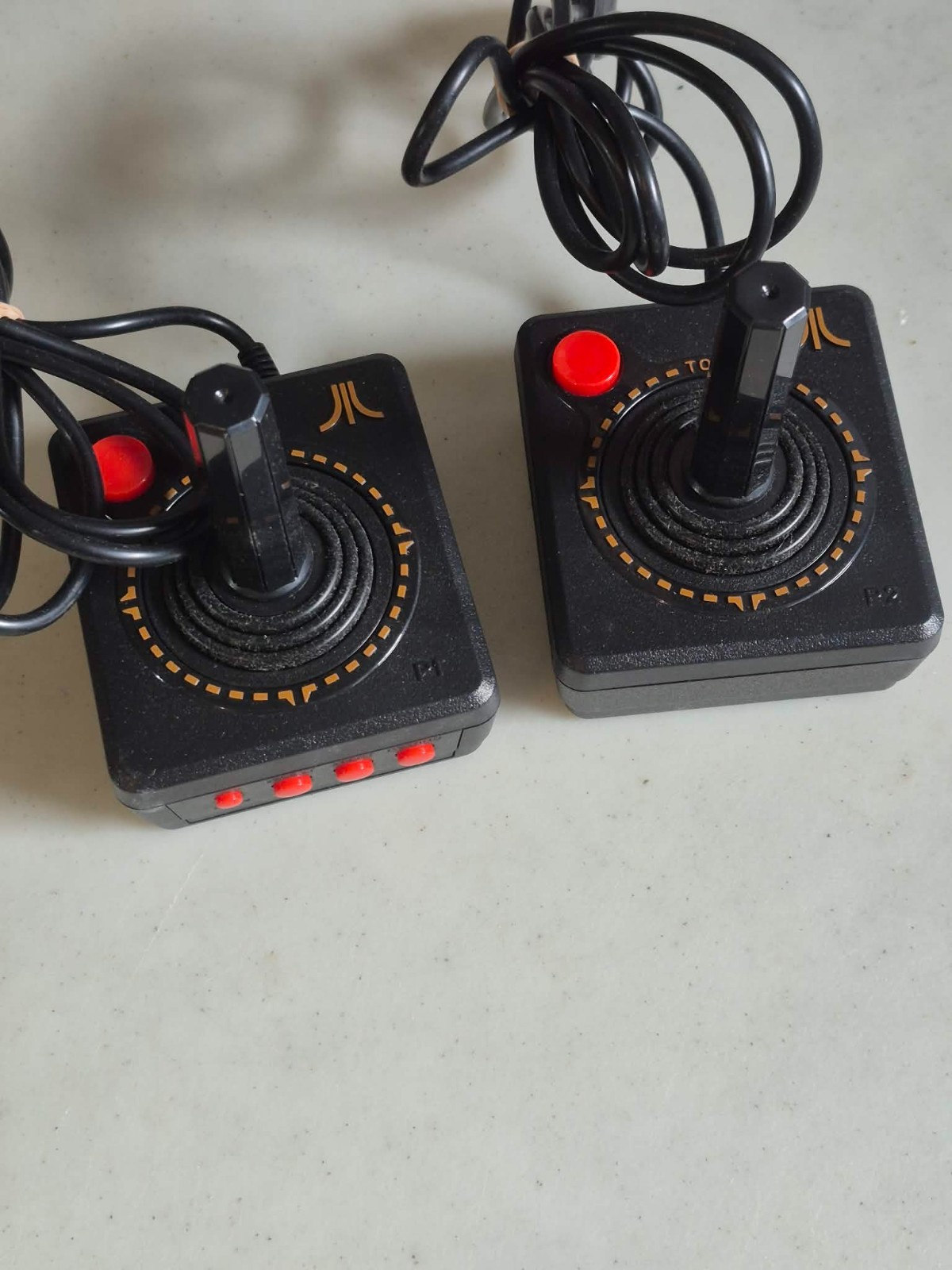 Atari Flashback 9 HDMI Retro Console Built-in Games 2 Controllers WORKS IN BOX