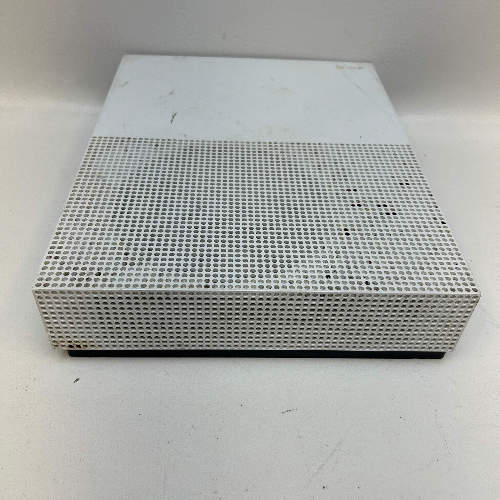 Microsoft Xbox One S 1TB Console Gaming System White 1681