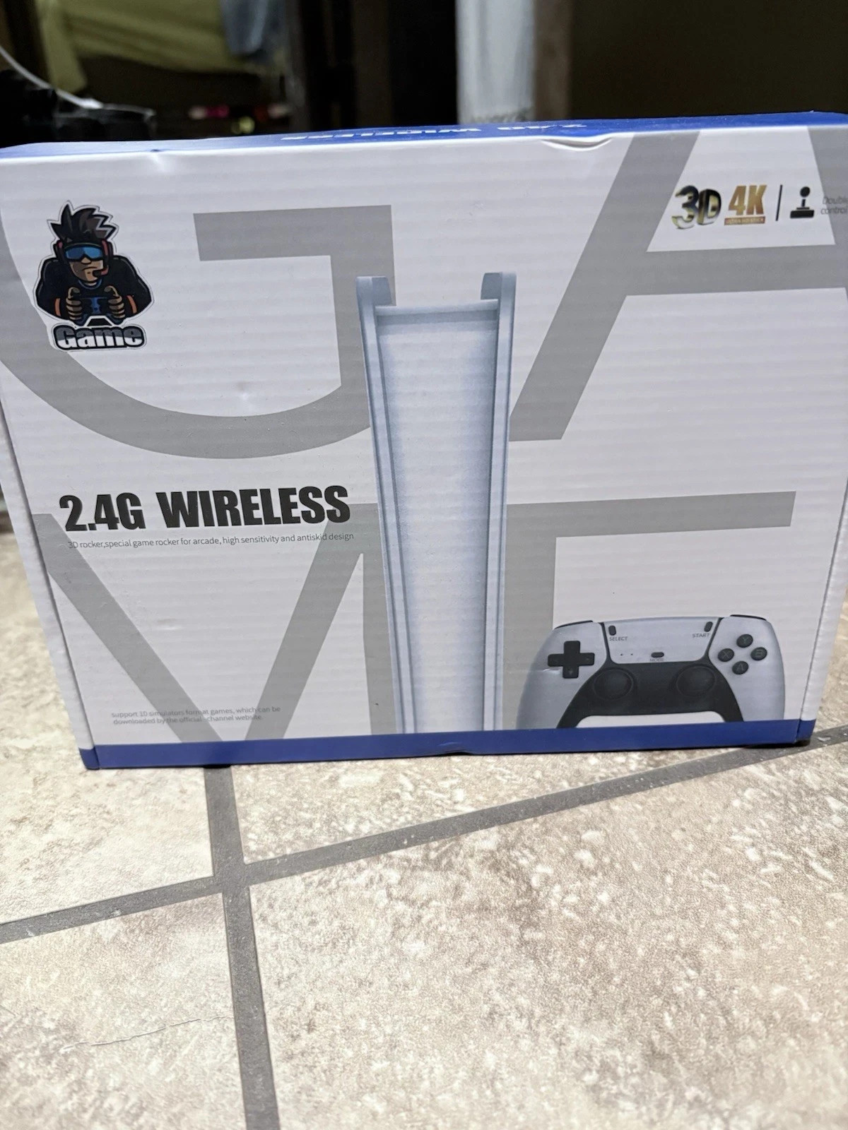 New Game 2.4G Wireless Home Console White 4K Resolution Dual Players 3D Audio