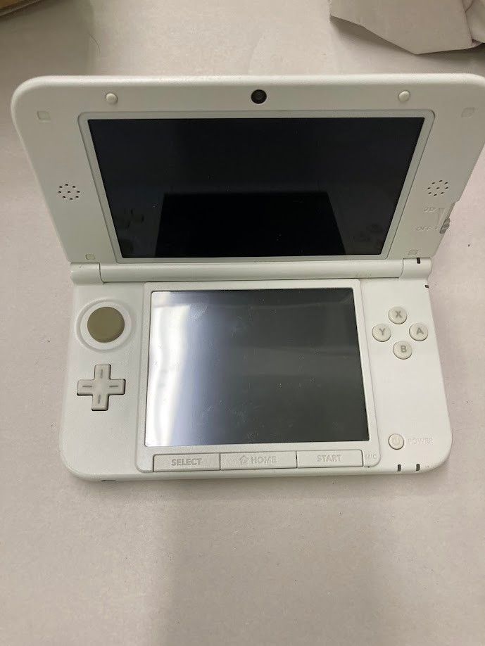 Nintendo 3DS XL LL White Console Region Free Rank C