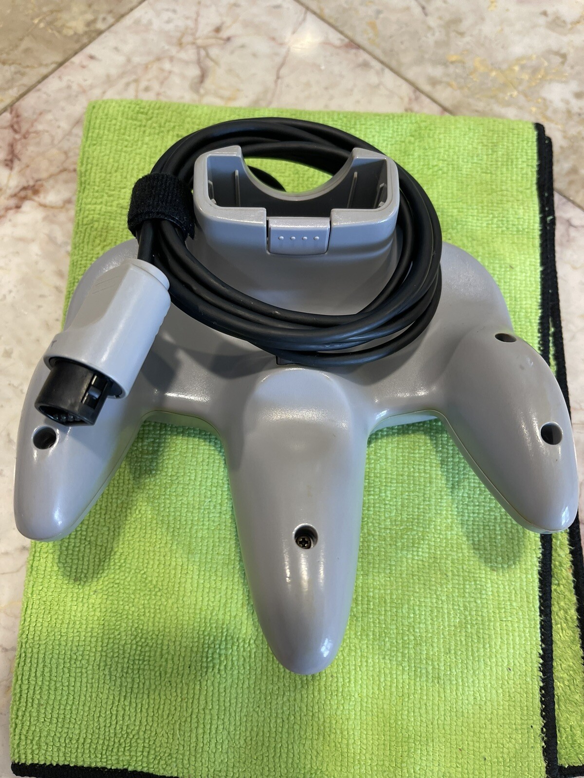 Nintendo N64 Charcoal Gray Console w/Gray & Atomic Purple Controllers – Cleaned