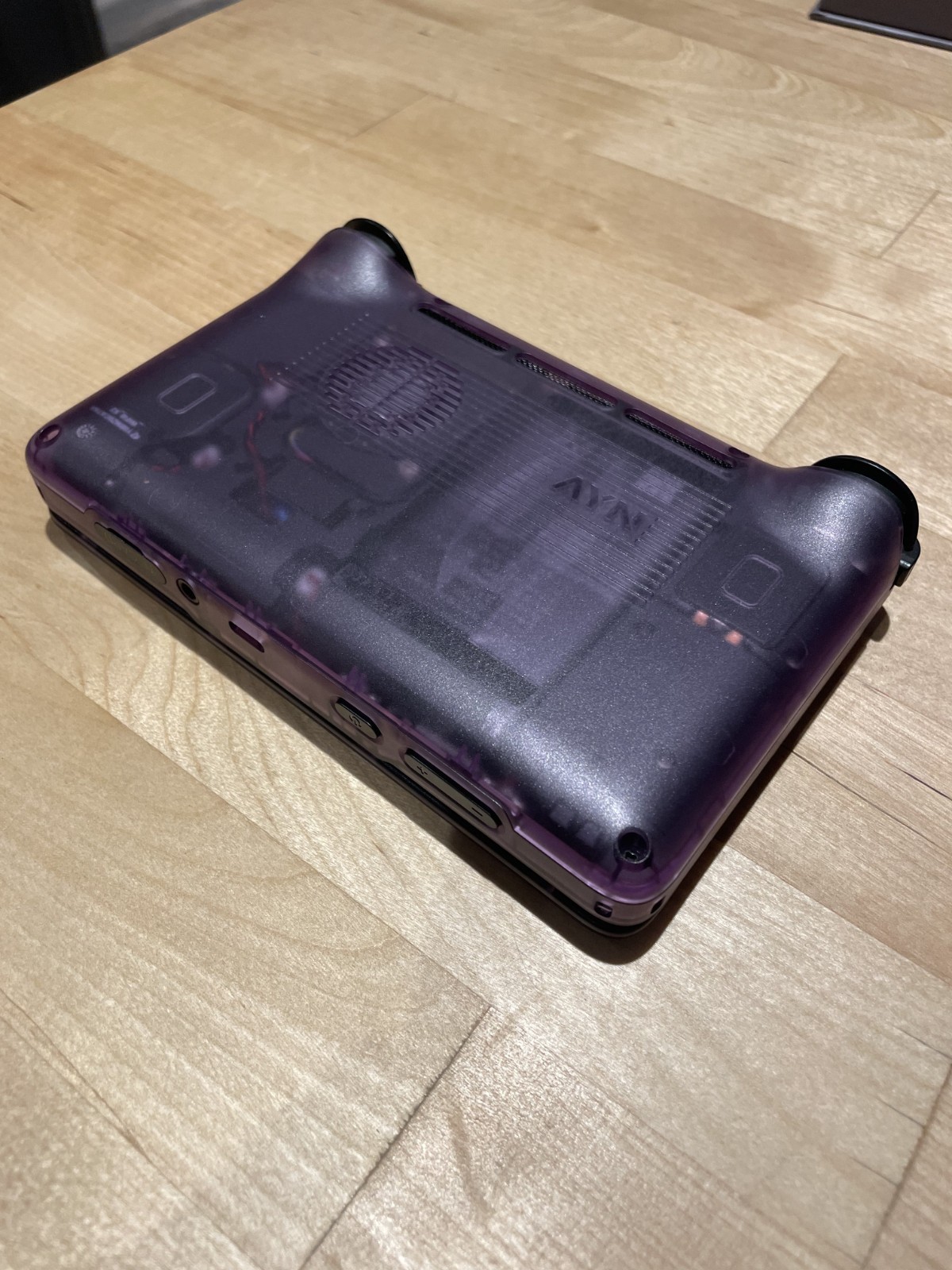 Ayn Thor Pro Purple 12 GB RAM 256 GB Storage Gaming Handheld
