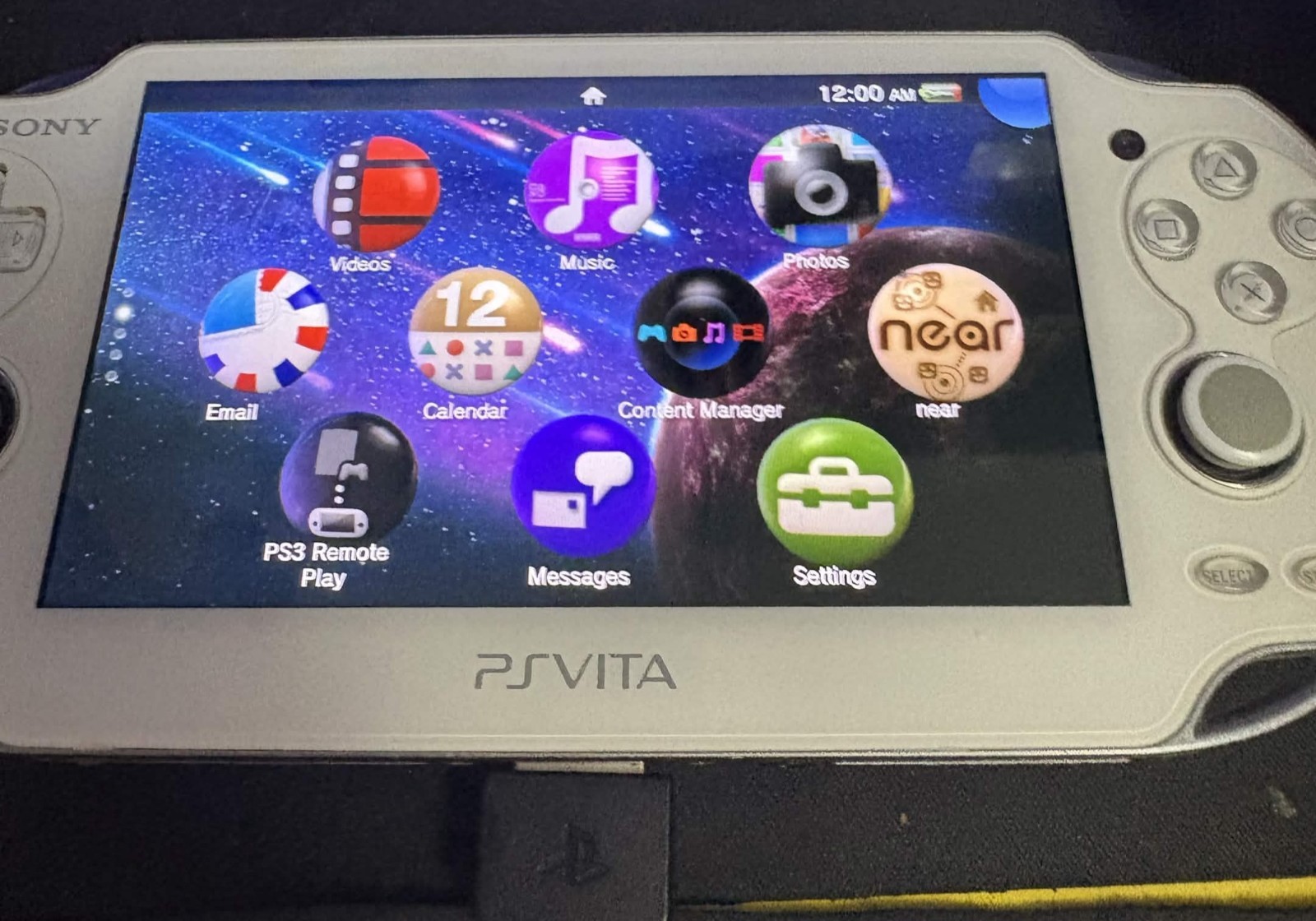 Sony PS Vita PCH-1001 White Handheld Console CFW 3.67