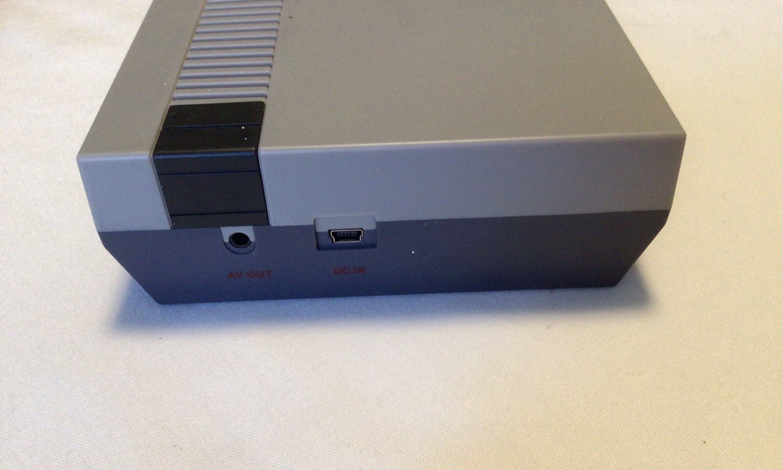Nintendo Entertainment System 512MB NES Classic Edition Console – White/Gray
