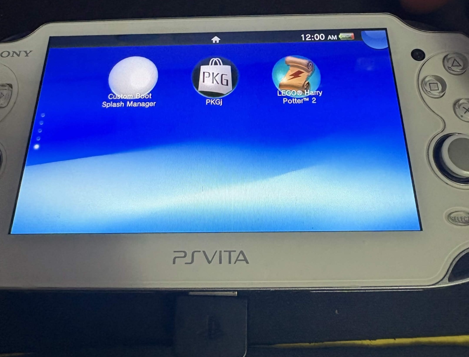 Sony PS Vita PCH-1001 White Handheld Console CFW 3.67