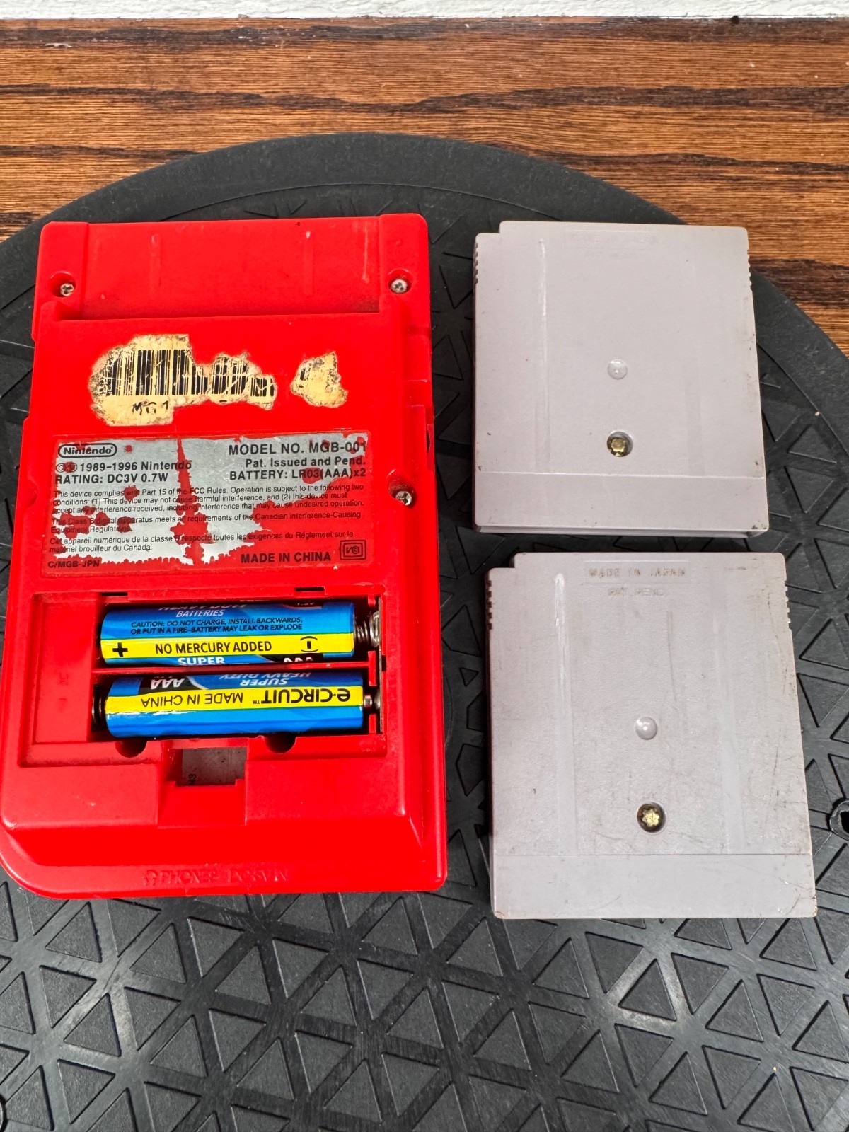 Nintendo Game Boy Pocket Red Console + Zelda Link’s Awakening + Tetris Tested