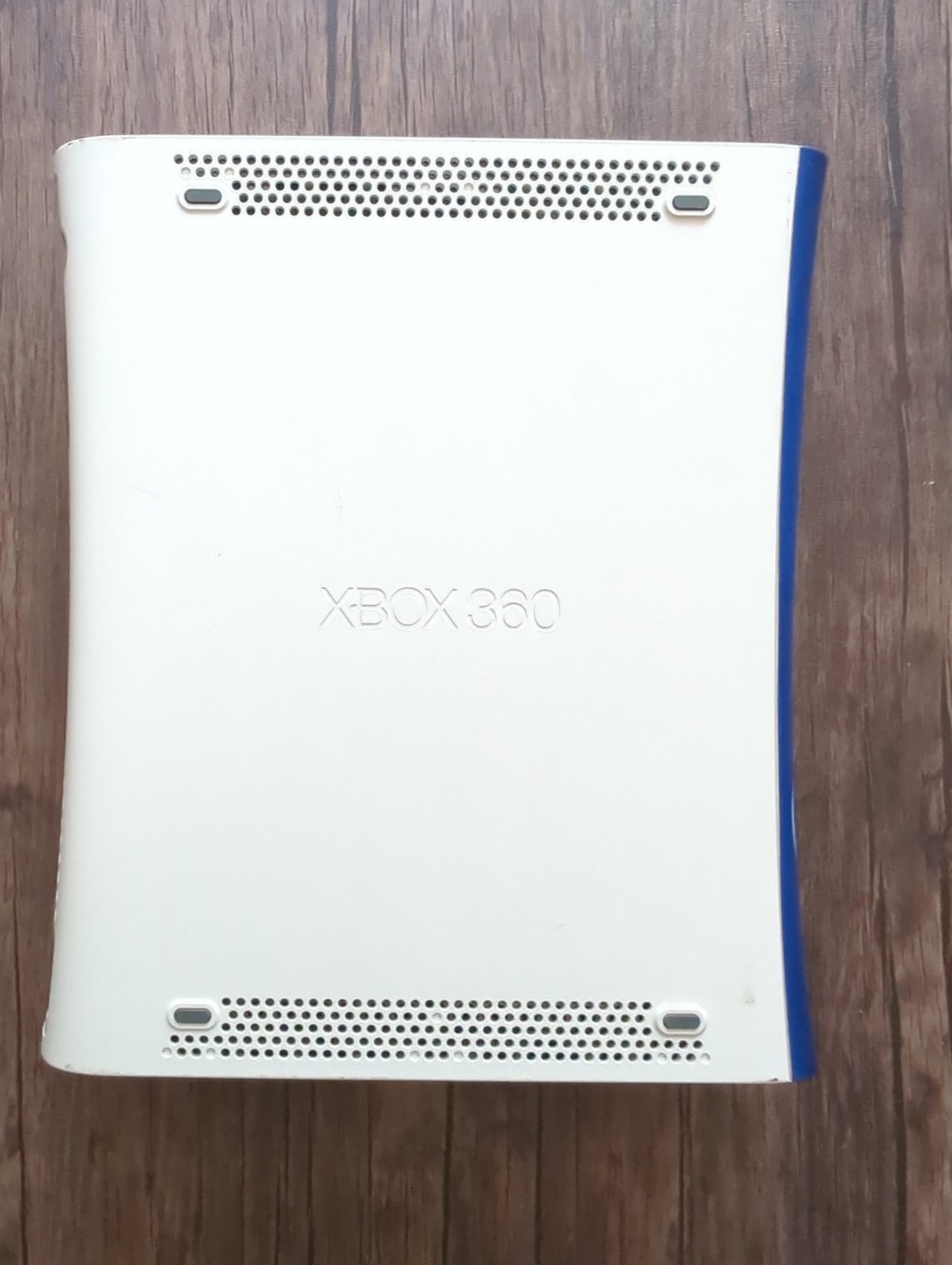 Original Microsoft XBox 360 System CONSOLE ONLY FAT For Parts Or Repair.