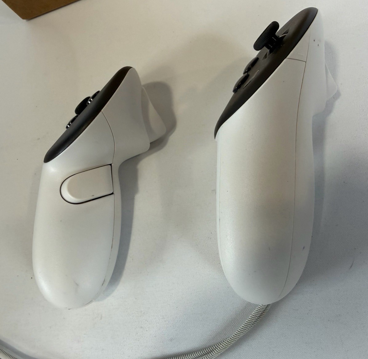 META OCULUS QUEST 3 128GB HEADSET & CONTROLLERS + CASE *TESTED & WORKING*