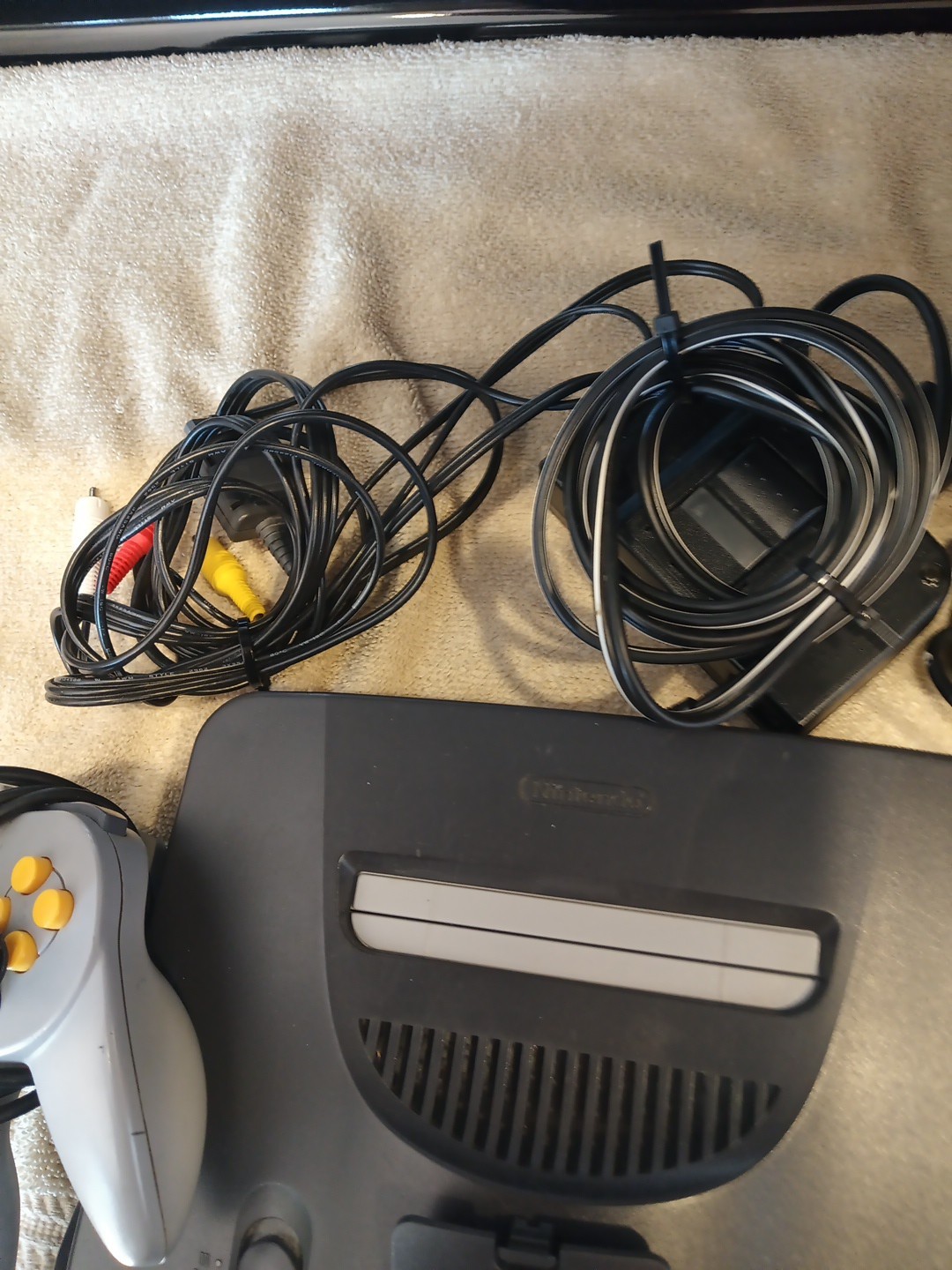 Nintendo 64 Console Bundle – Tested and Working All Cables Including RF Cable
