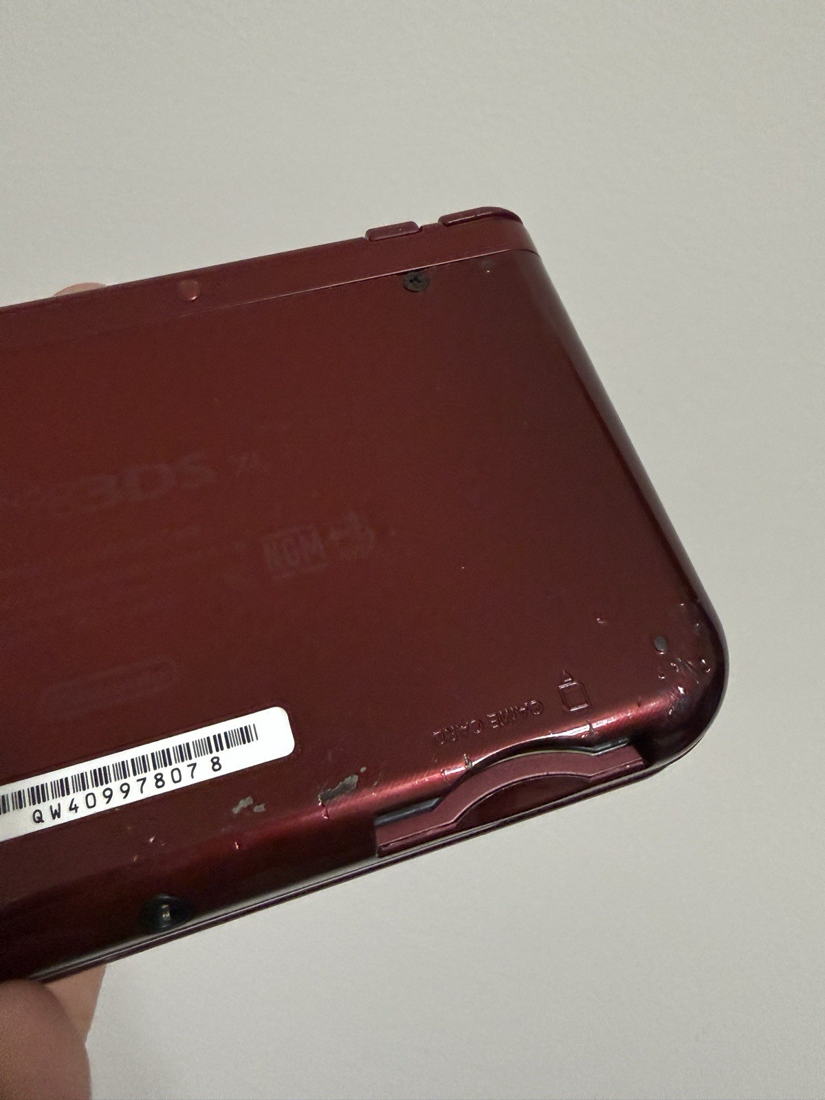 Nintendo New 3DS XL Red Handheld System Wi-Fi 4GB NTSC-U/C (US/CA)