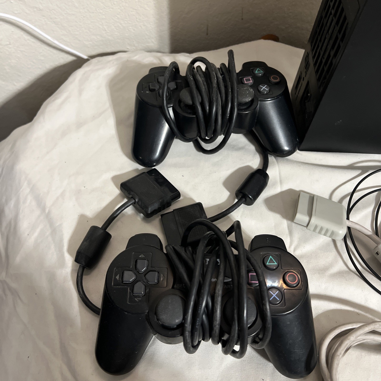 Sony PlayStation 2 PS2 Fat Console 2 Controllers,Memory Card Cords, error disc.