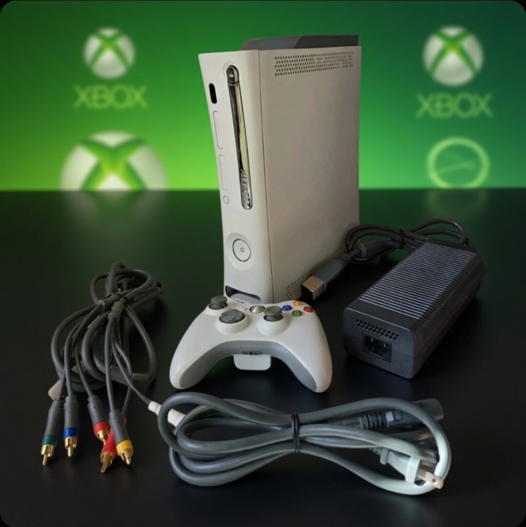 Microsoft XBox 360 Gaming System 250GB HD OEM Controller & Kinect Tested & Works