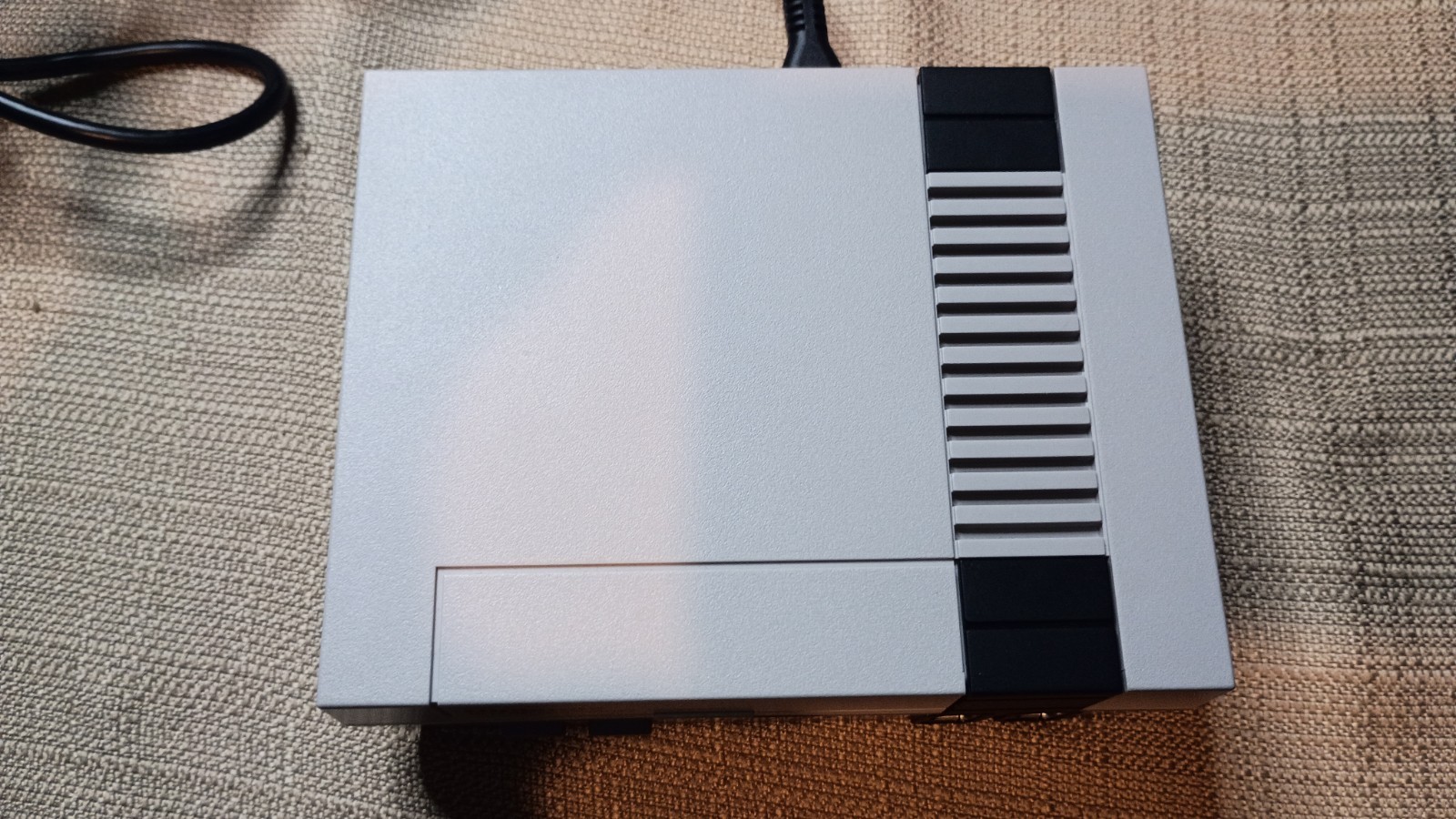 NINTENDO NES Classic Mini Edition Console Plug & Play 1 Controller No Hdmi