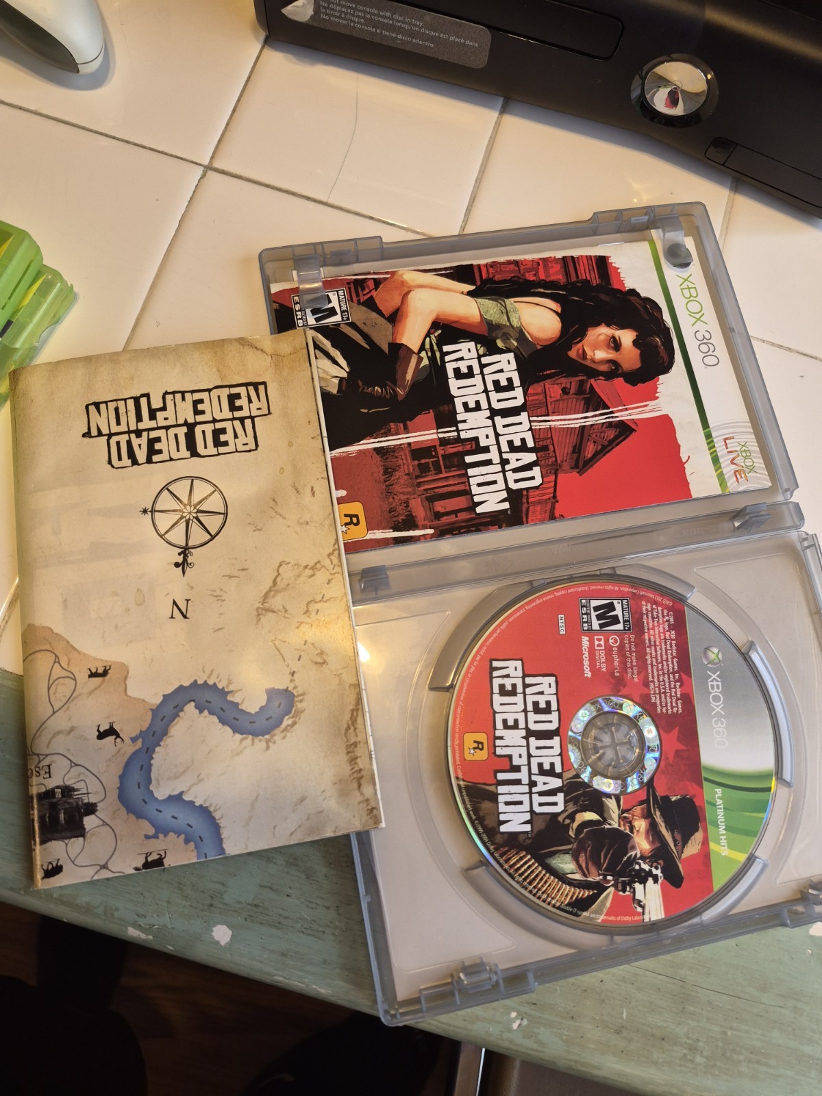 xbox 360 S console 250gb model#1439.. games,2 controllers,all cords,kinect+more