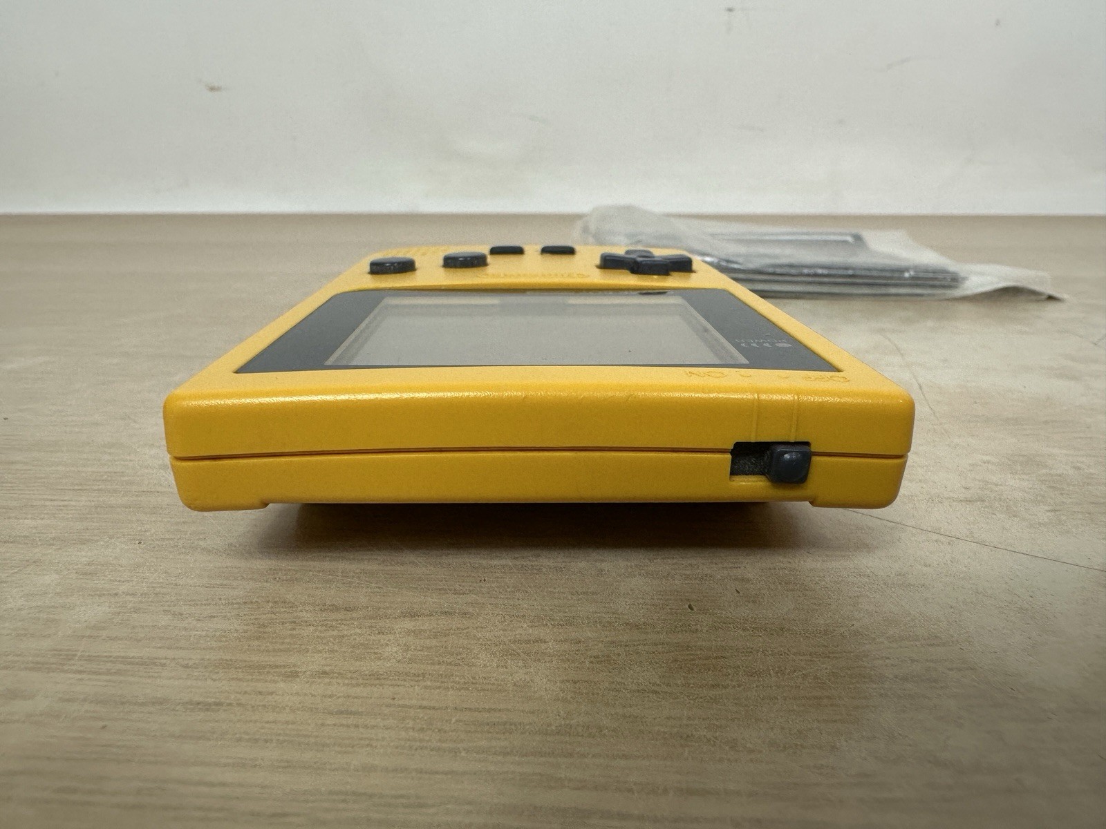 Nintendo Game Boy Pocket MGB-001 w/ Manual – Yellow – 100% OEM – Tested & Works