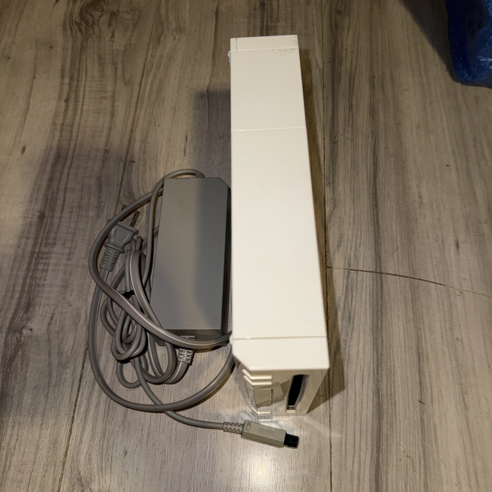 Nintendo Wii RVL-001 512 MB Home Console – White TESTED