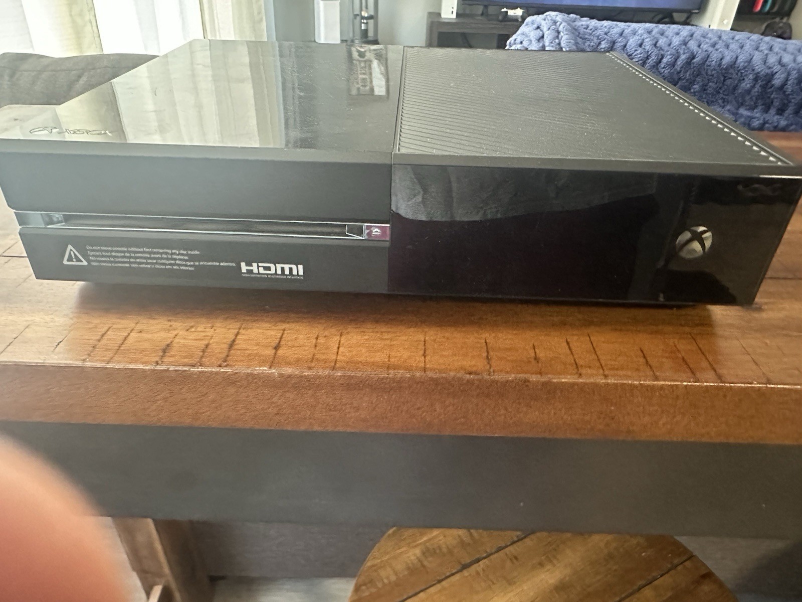 Microsoft Xbox One 1540 – 500GB Console Gaming System Only READ DESCRIPTION