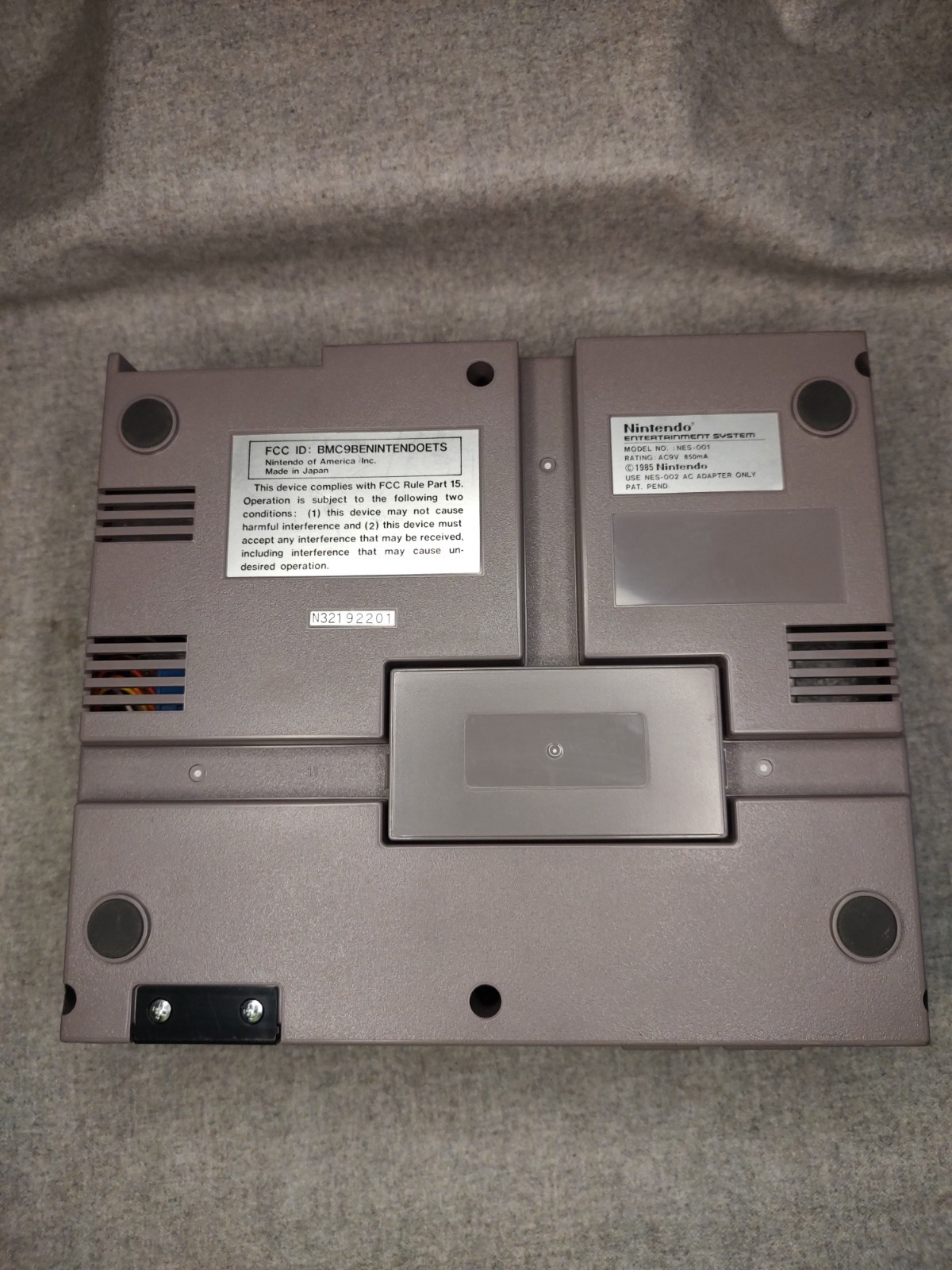 Nintendo NES-001 Vintage 1985 Video Game Console Only Tested Works Read