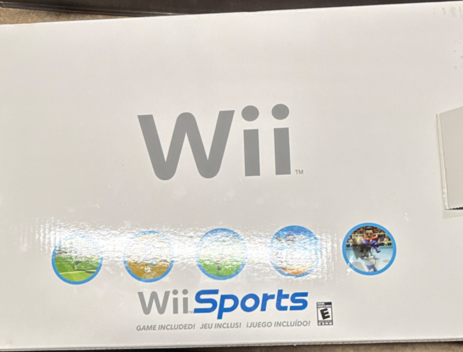 Nintendo Wii Sports Console White Wi-Fi, Component RCA, Remote Included